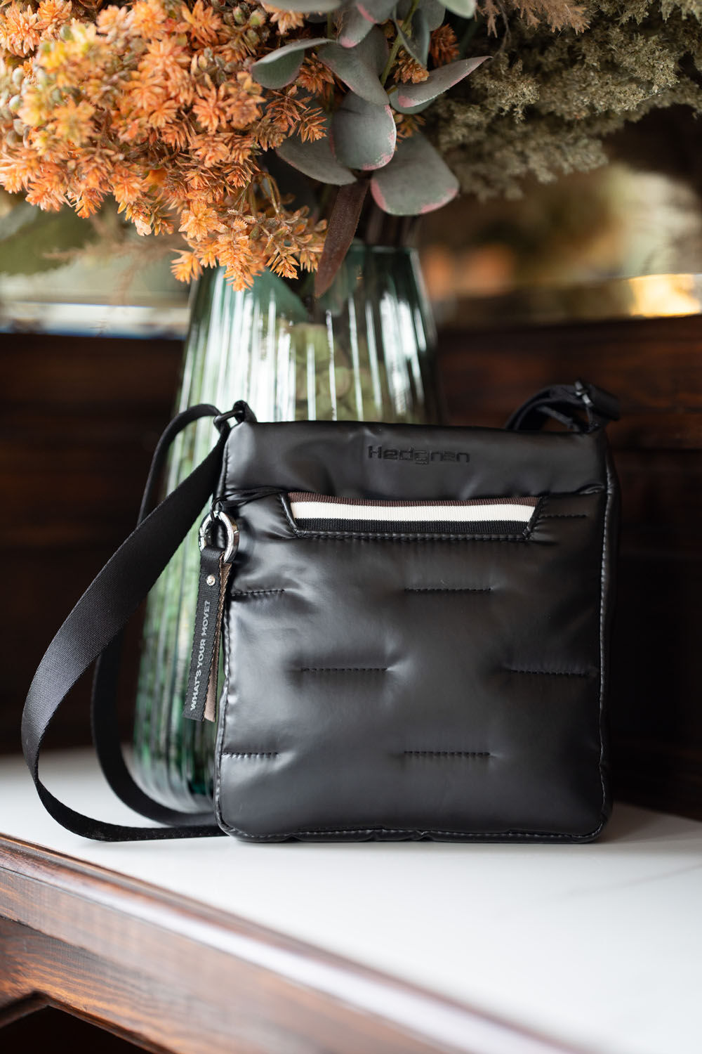 Hedgren Cocoon CUSHY weiche Crossover-Tasche Black