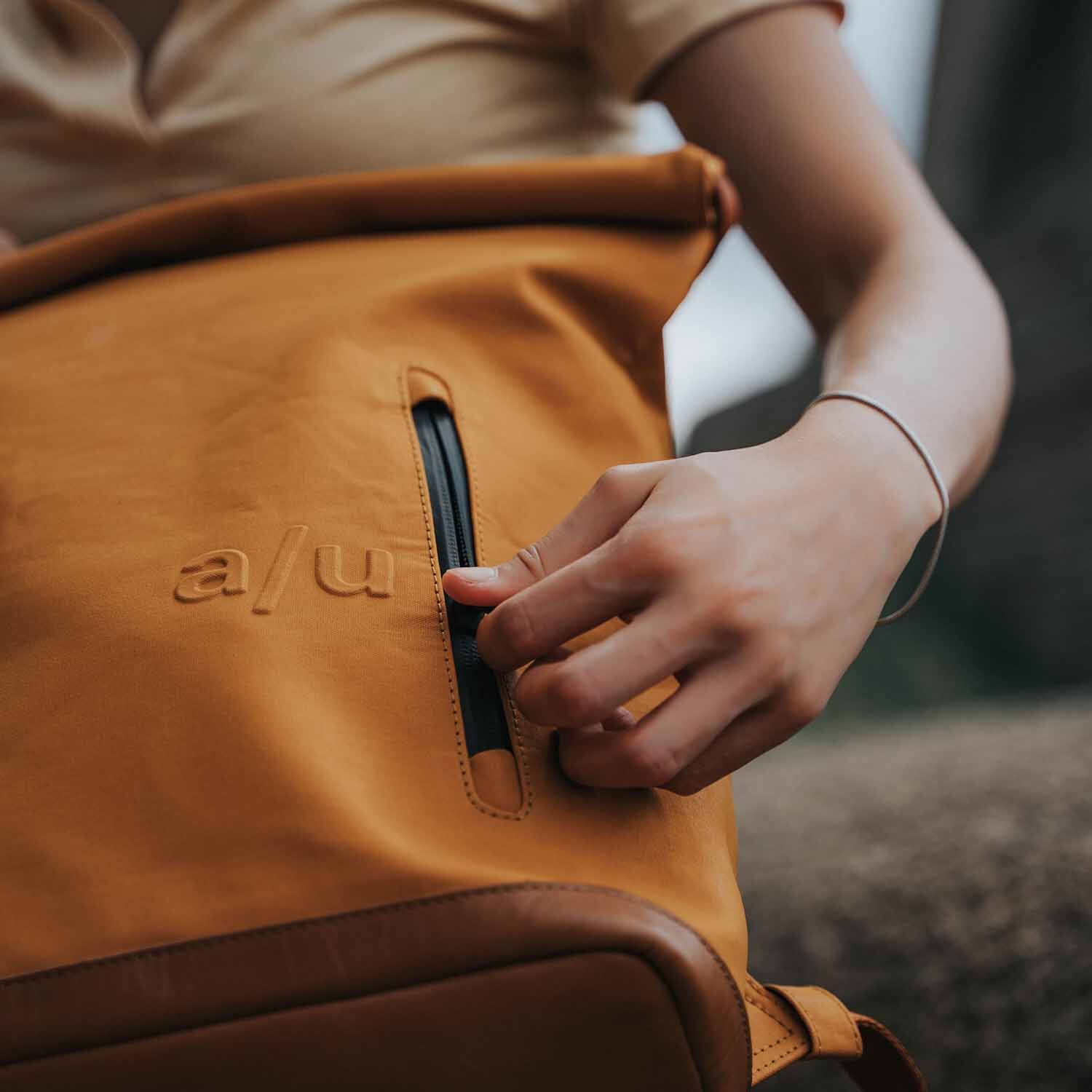 aunts & uncles Japan Wakayama Rolltop Rucksack mit 13" Notebookfach aunts & uncles Japan Wakayama Rolltop Rucksack mit 13" Notebookfach