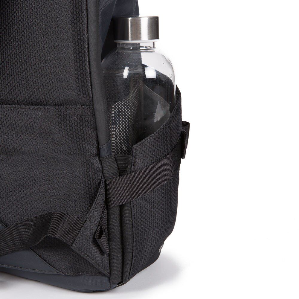 Piquadro PQ-Modular Laptoprucksack 15" aus rezykliertem antiviralen Stoff und RFID Blocker Schwarz