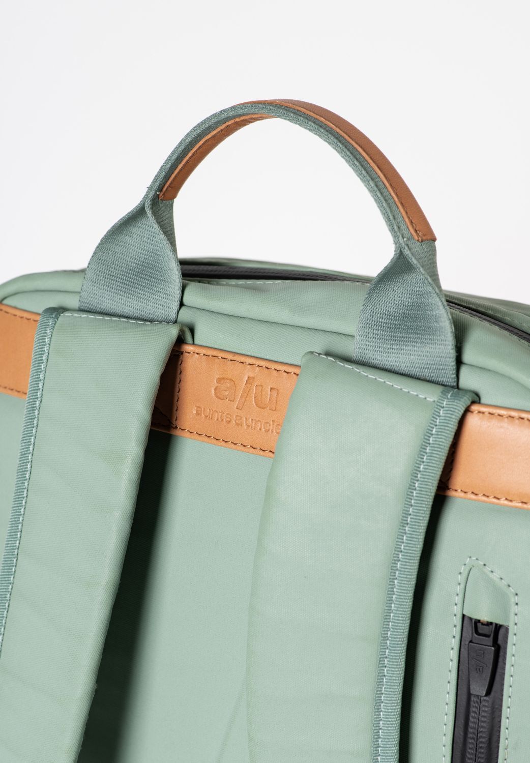 aunts & uncles Japan Hamamatsu Rucksack mit 13" Notebookfach sage green