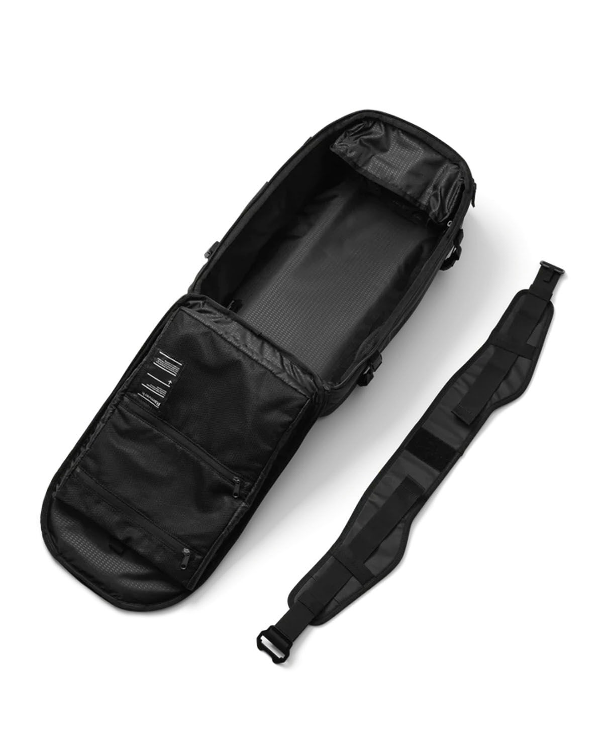 D_b_ Ramverk Pro Backpack 26L Black Out
