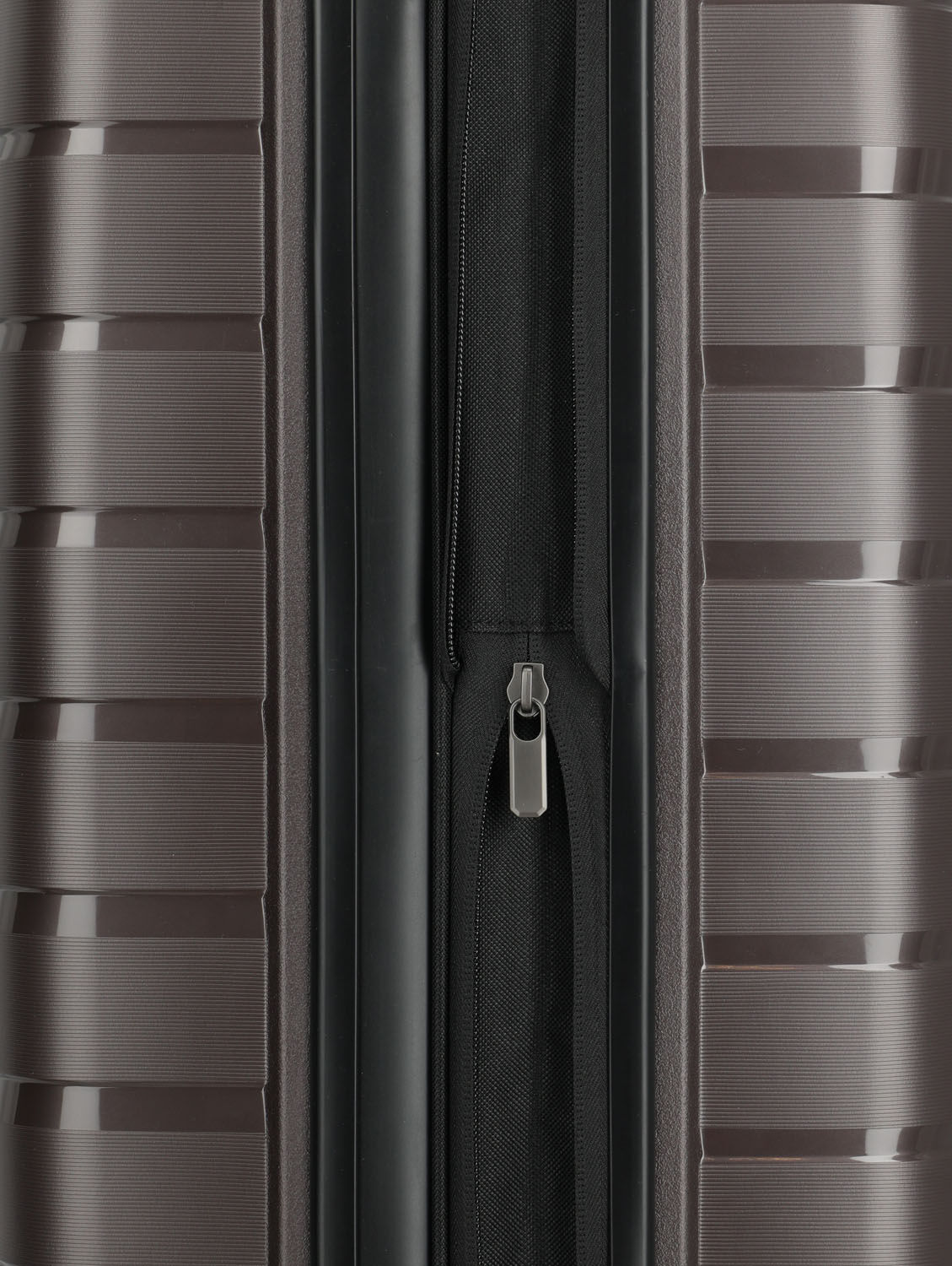 Travelite Air Base 4-Rad Trolley Set L/M-erw/S Coffee