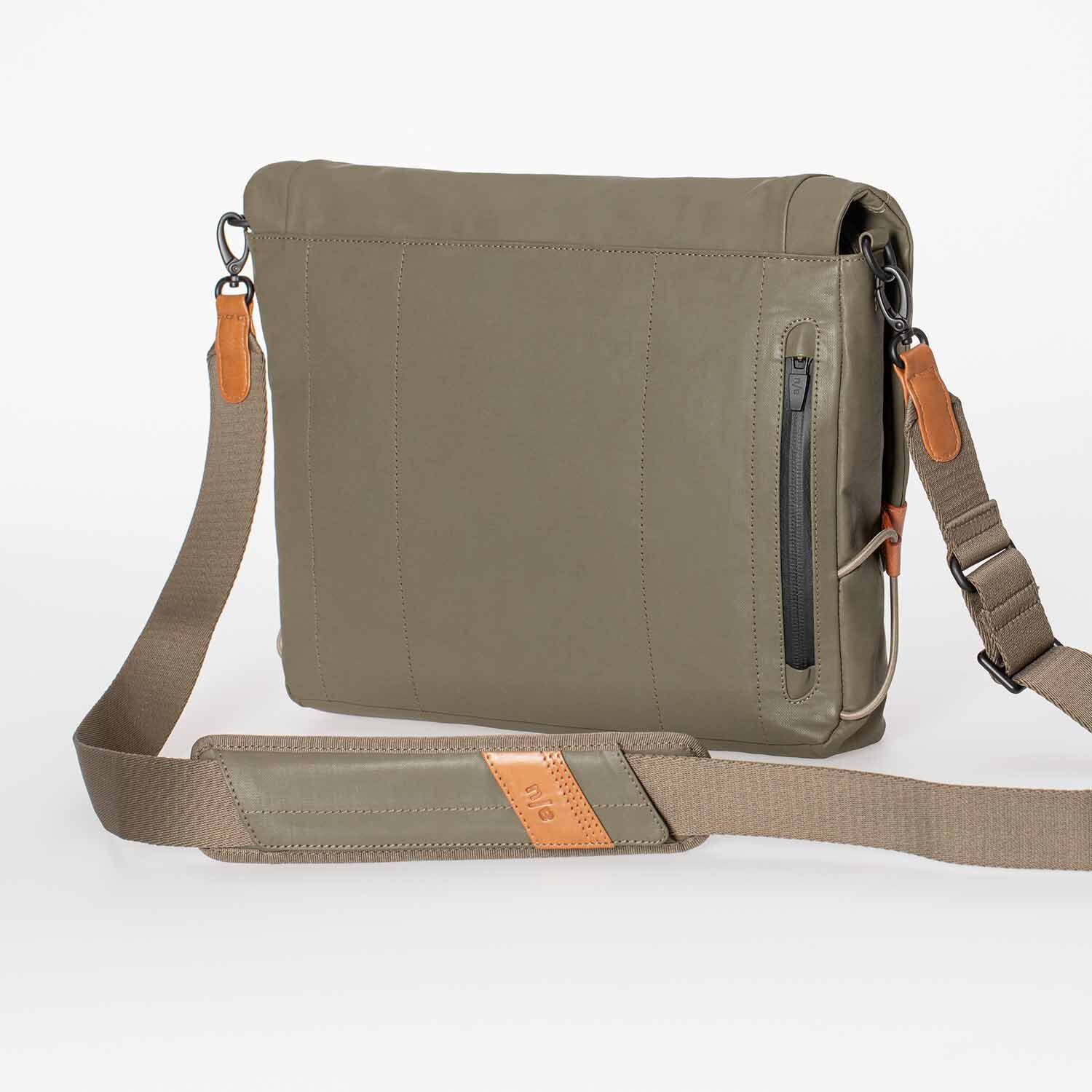 aunts & uncles Japan Matsumoto Messenger Bag fallen rock