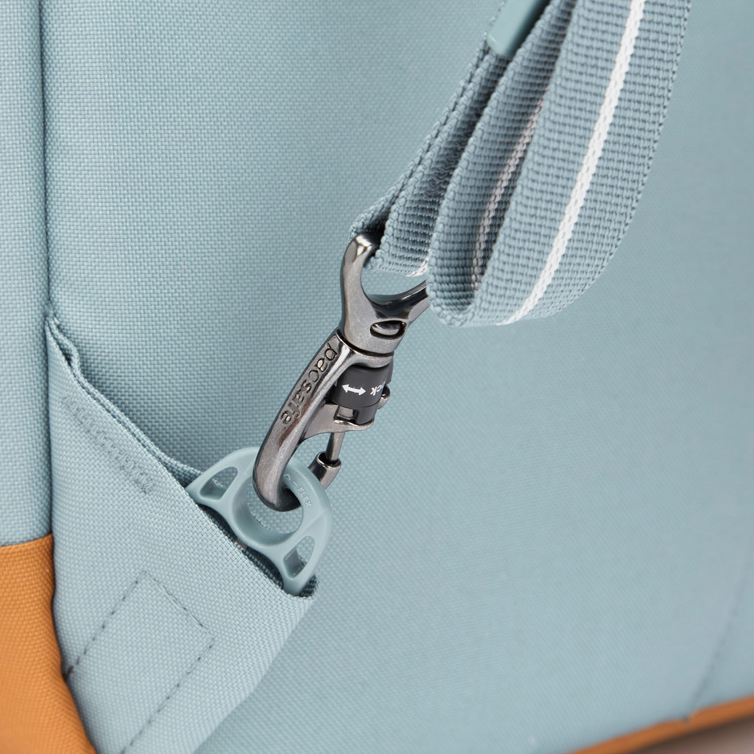 pacsafe GO 25L Anti-Theft Backpack Fresh Mint