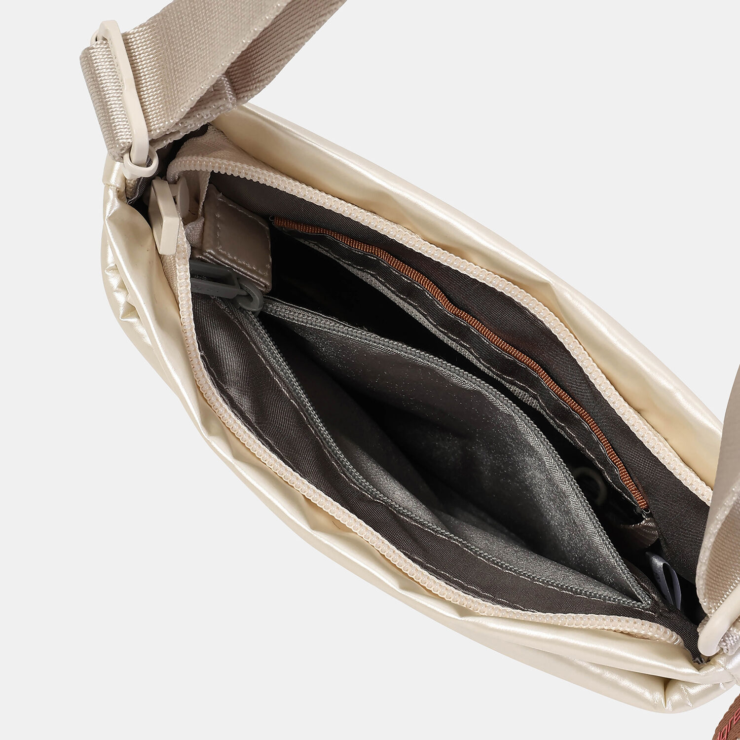 Hedgren Cocoon CUSHY weiche Crossover-Tasche Birch