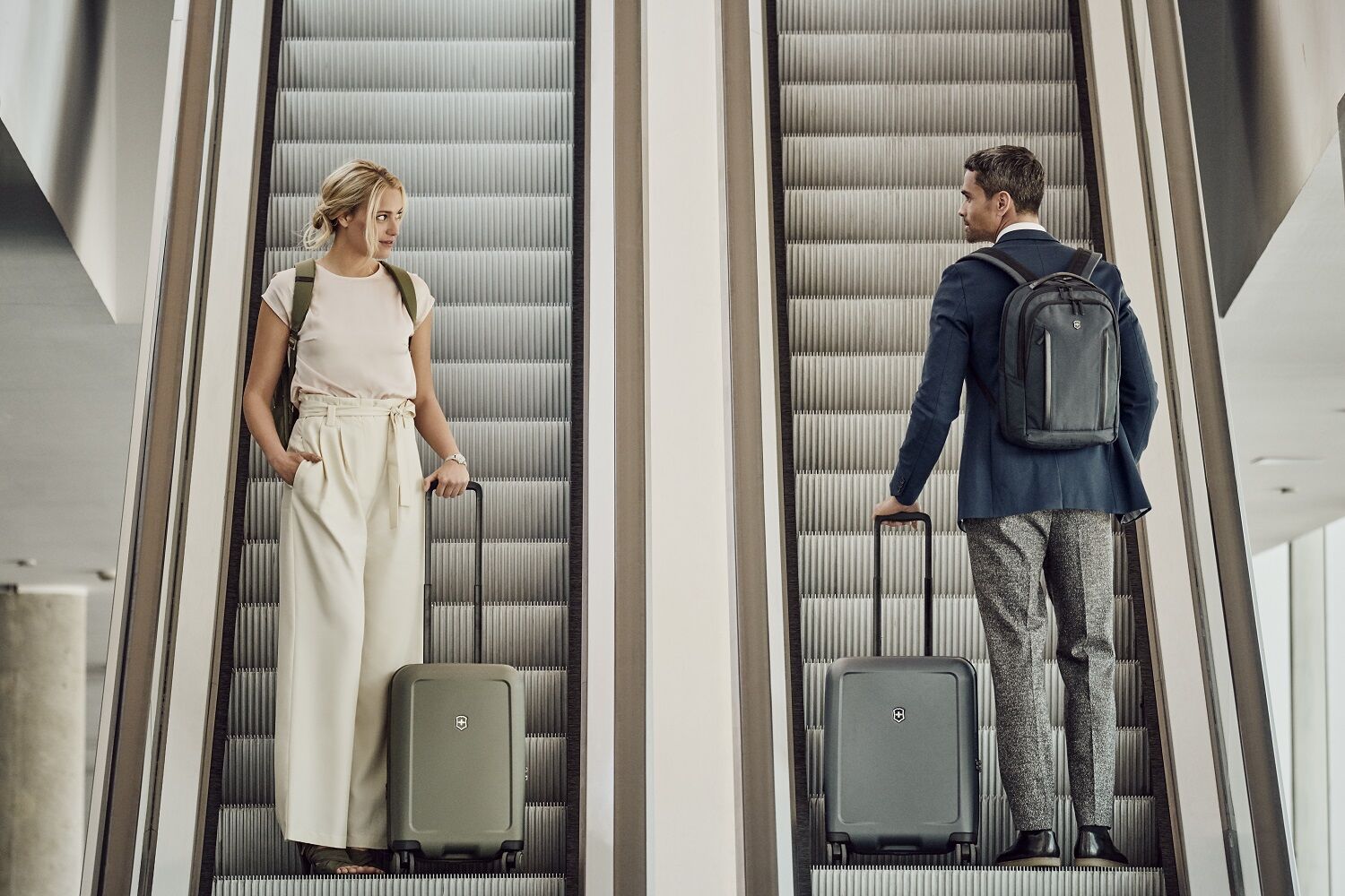 Victorinox Altmont Professional Fliptop Laptop Backpack 15" Deep Lake