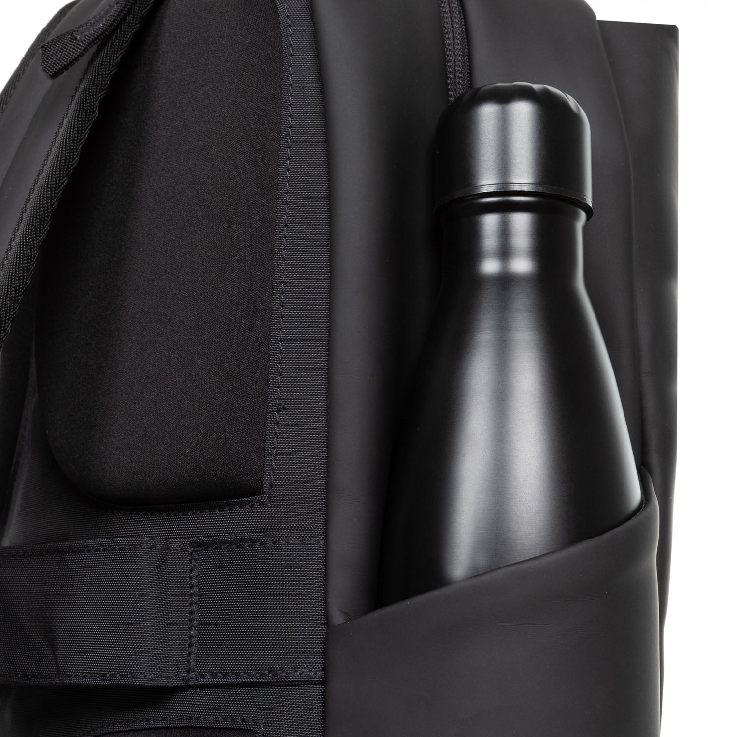 Eastpak Tecum F CNNCT F Matte Black