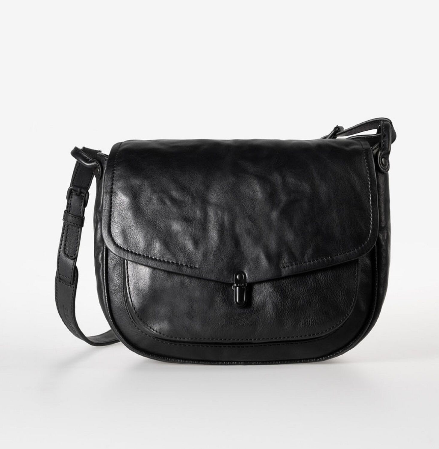 aunts & uncles Grandma's Luxury Club Mrs. Mole Cake Black Smoke