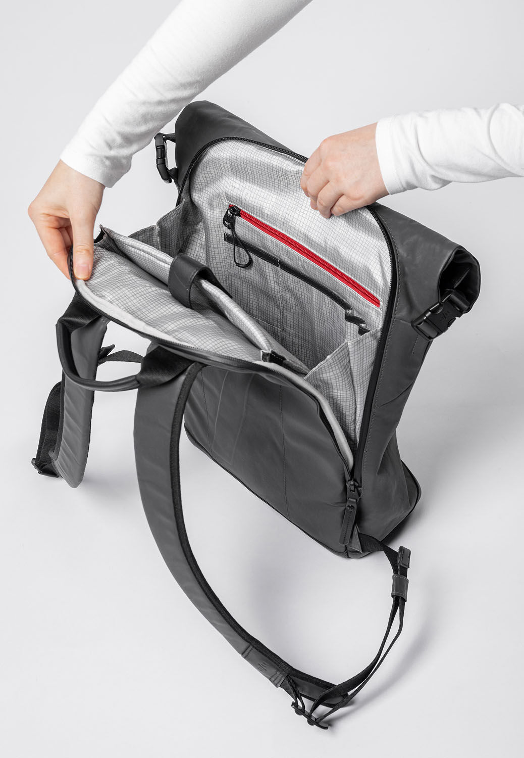 aunts & uncles Japan Fukui Rolltop Rucksack mit 15" Notebookfach volcanic ash