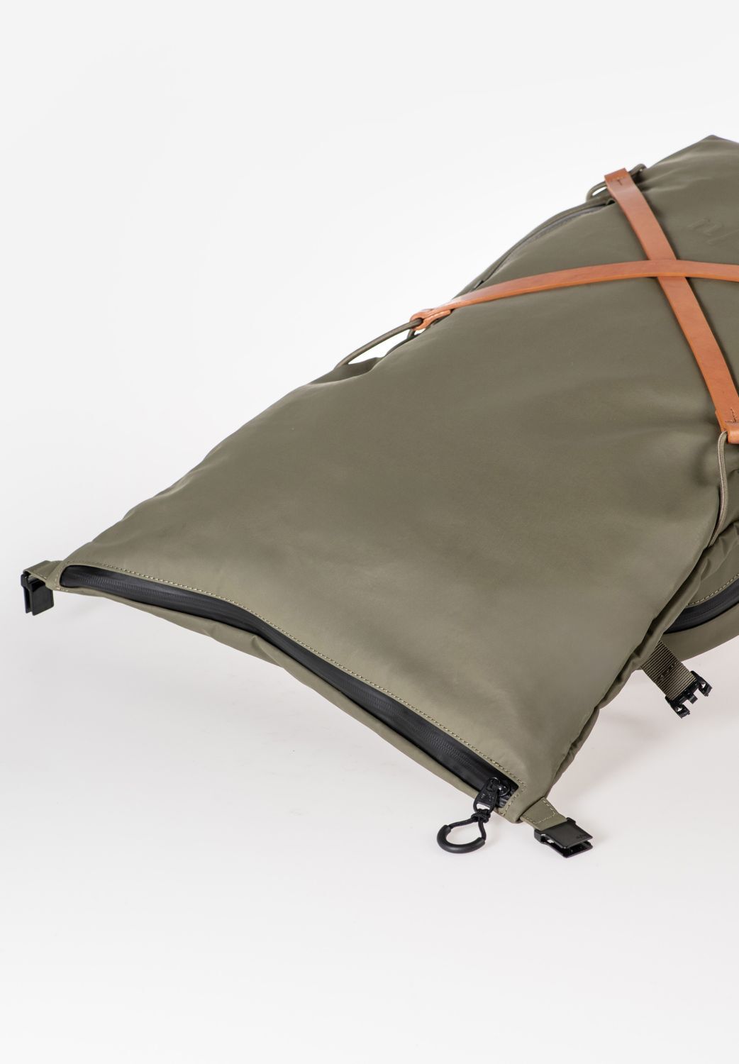 aunts & uncles Japan RE Kitakami Rolltop-Rucksack mit 13" Notebookfach fallen rock