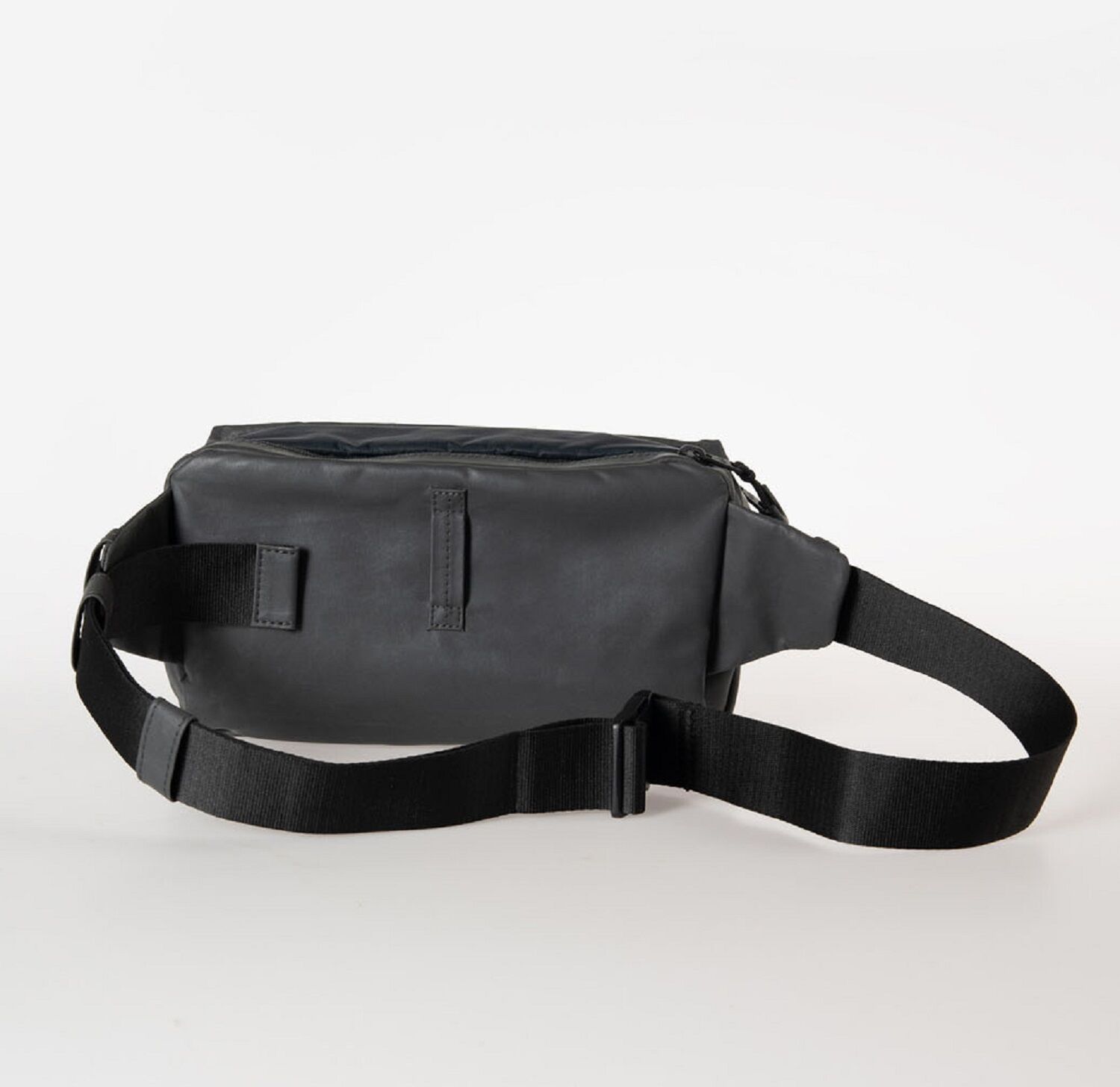 aunts & uncles Japan RE Ishikari Gürteltasche volcanic ash