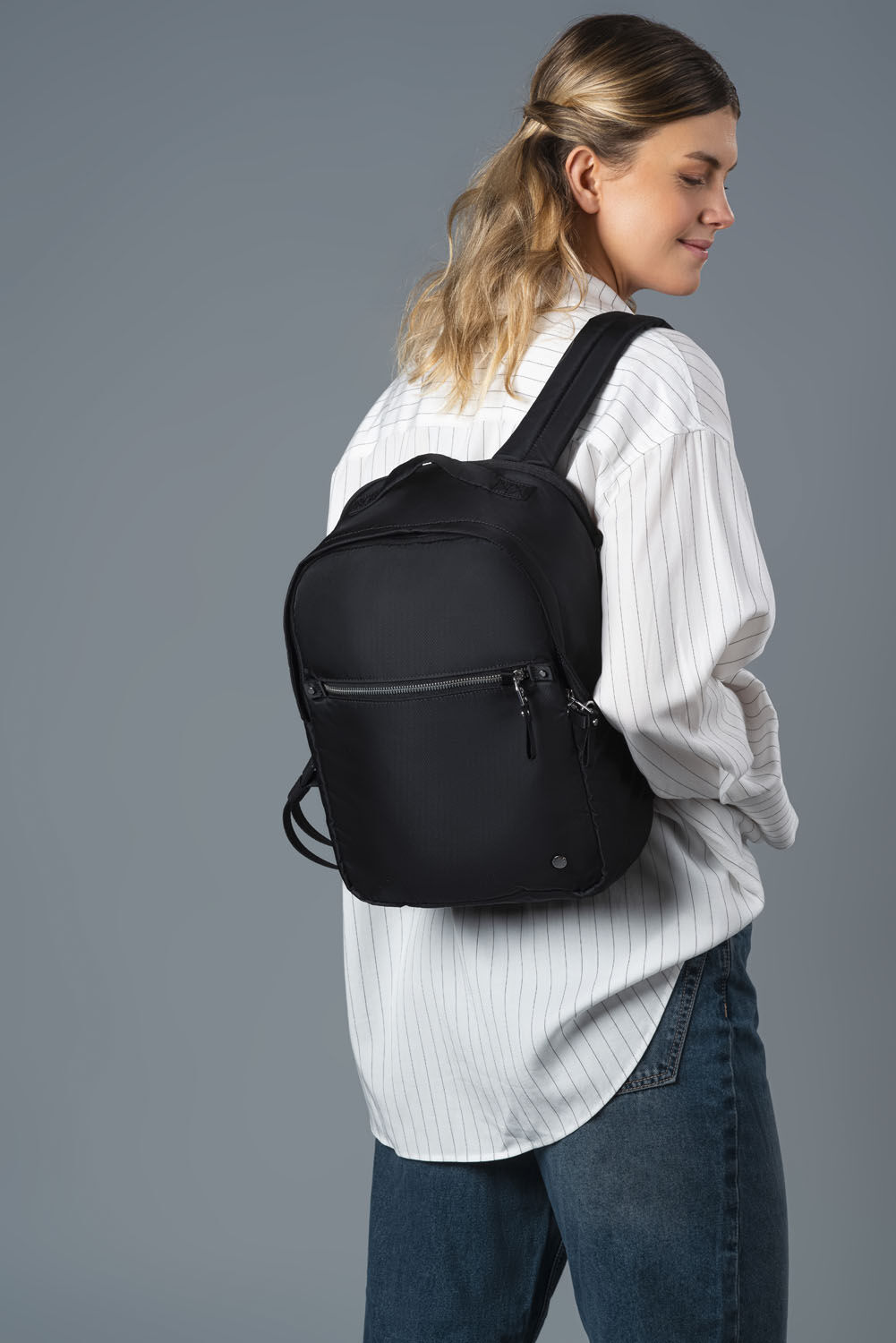 pacsafe W 10L Anti Theft Backpack Black pacsafe W 10L Anti Theft Backpack Black