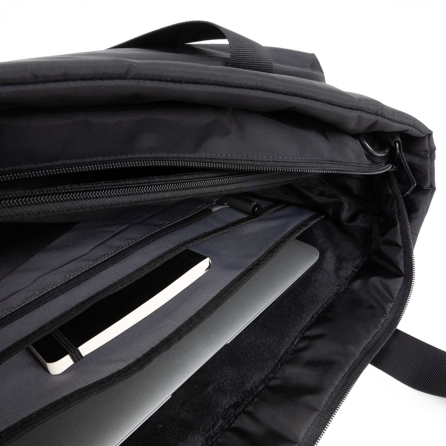 Eastpak CNNCT F SATCH Shoulderbag Black