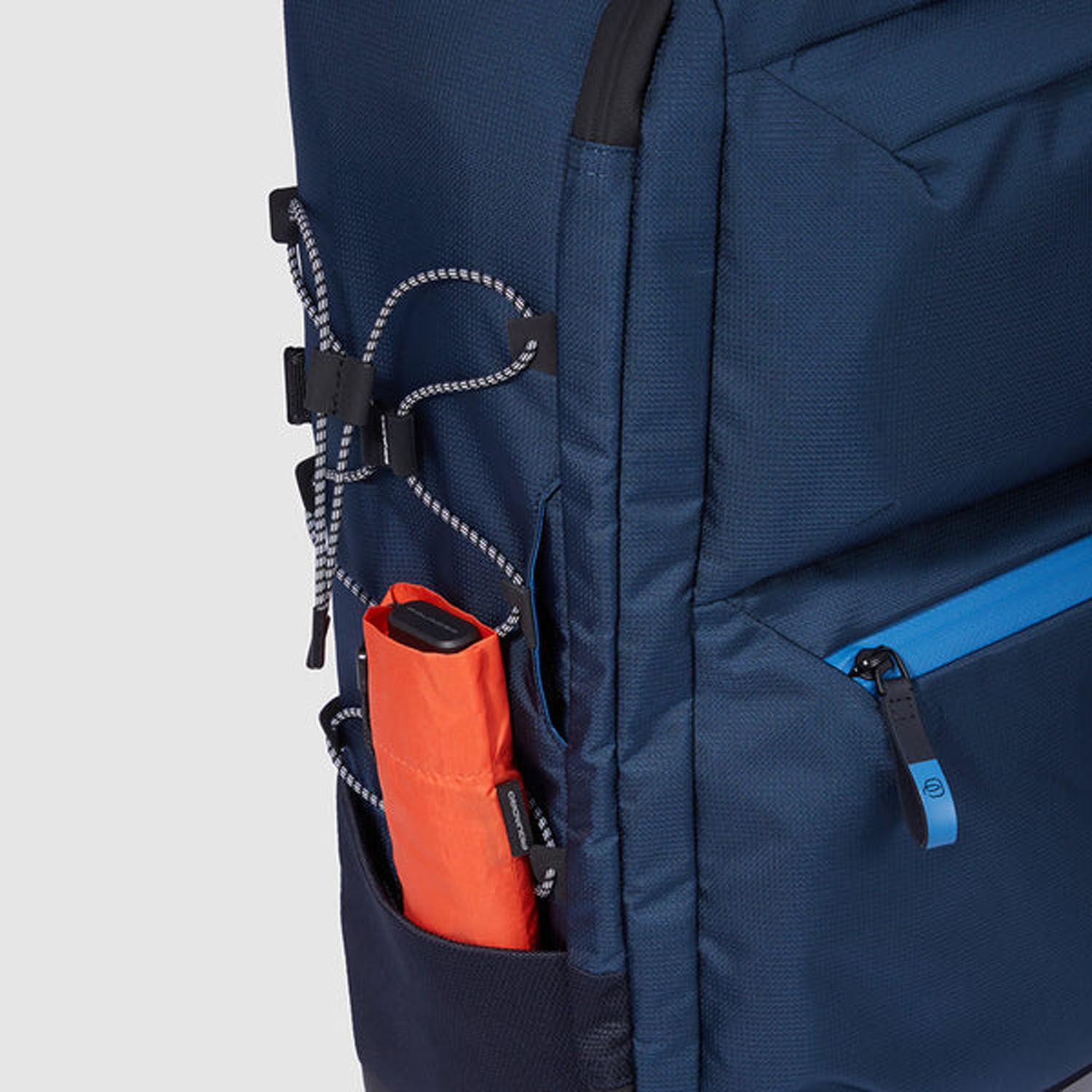 Piquadro Corner 2.0 4-Rollen Trolley in Handgepäckgröße Blau