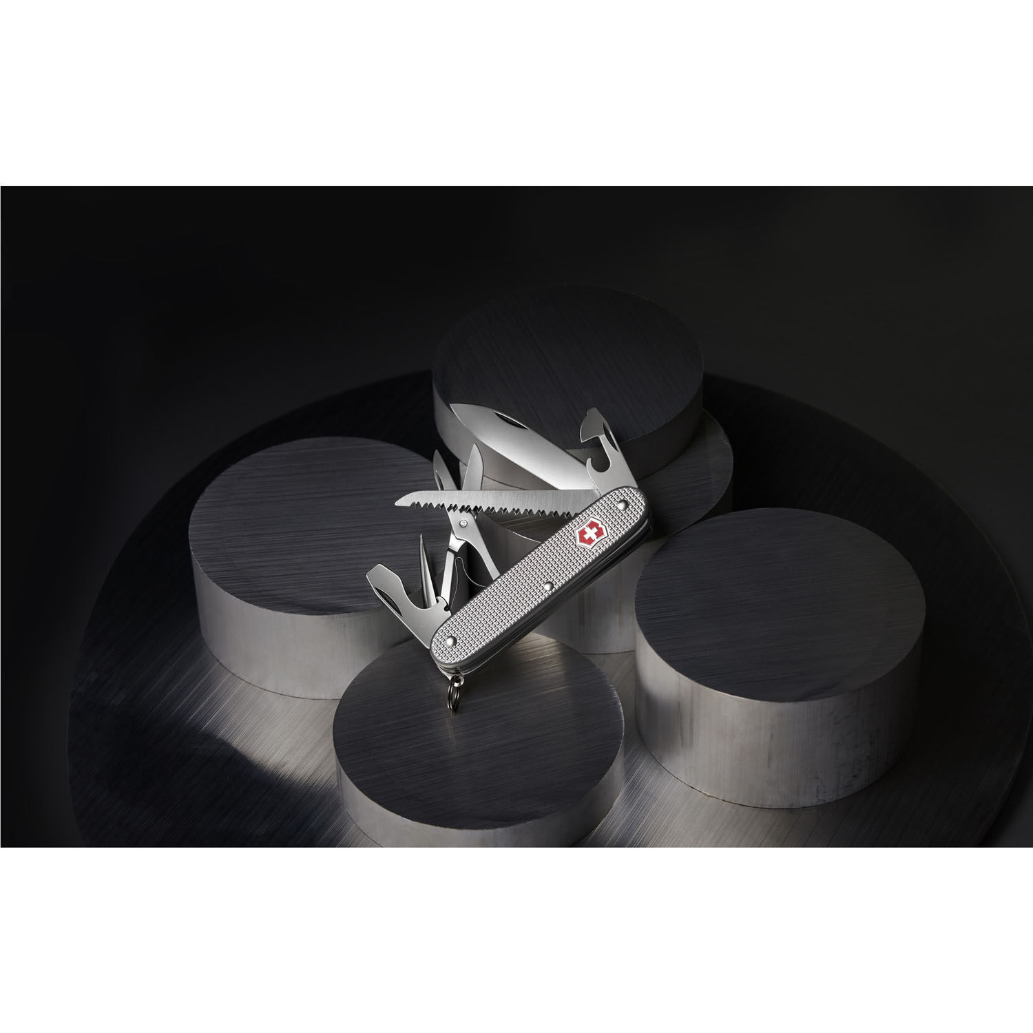 Victorinox Farmer X Alox, Mittleres Taschenmesser silber Victorinox Farmer X Alox, Mittleres Taschenmesser silber