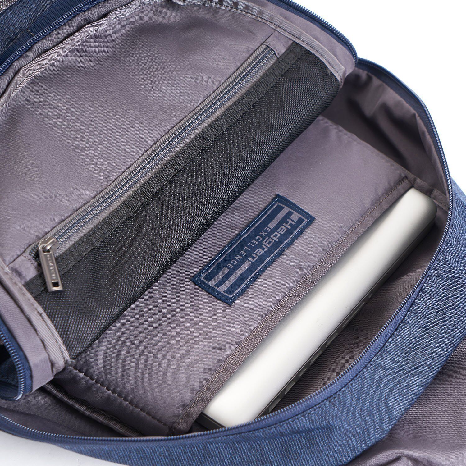 Hedgren Knock Out CASSIEL Rucksack mit Überschlag und Laptopfach 15" Parisian Night Blue