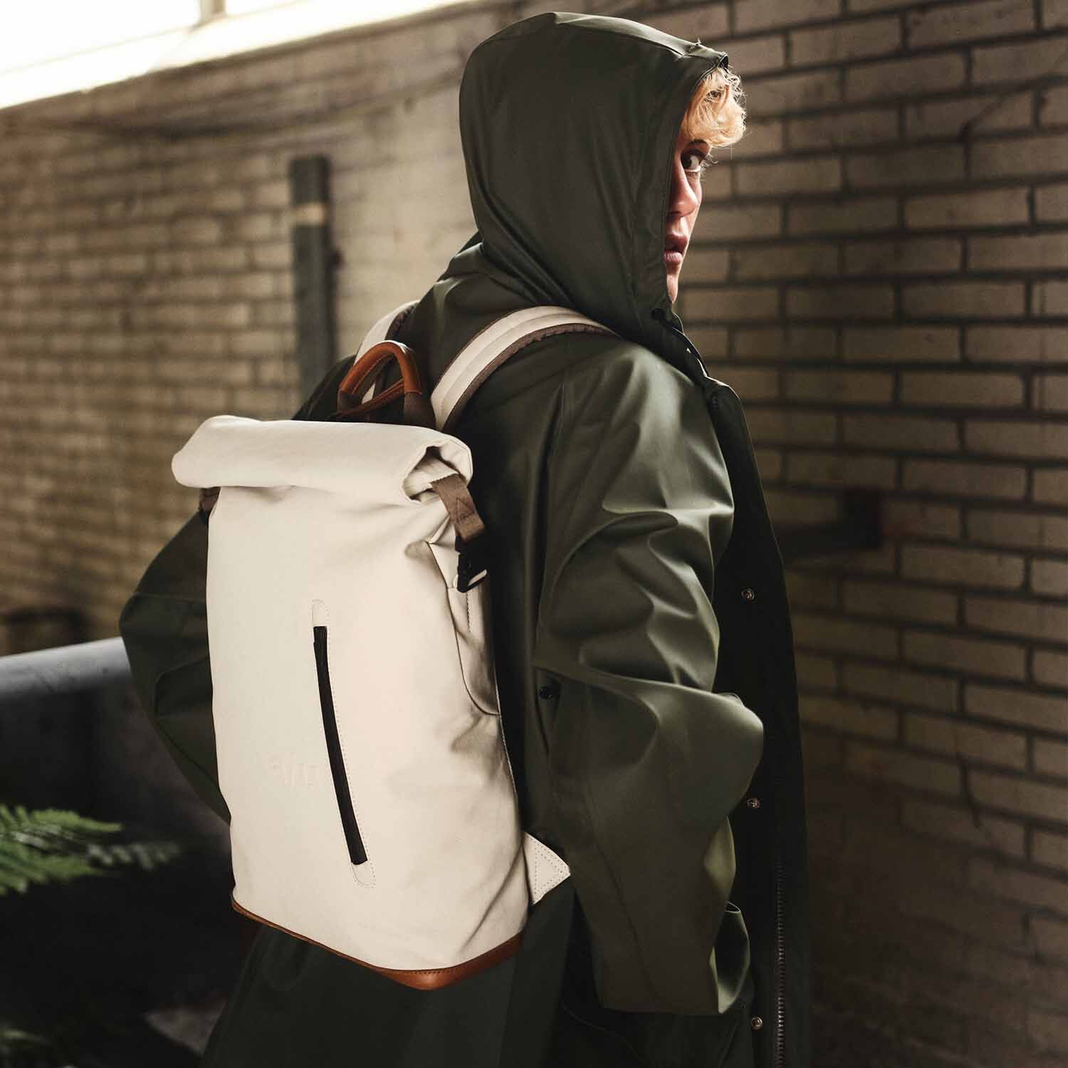 aunts & uncles Japan Tokio Rolltop Rucksack mit 13" Notebookfach dust aunts & uncles Japan Tokio Rolltop Rucksack mit 13" Notebookfach dust