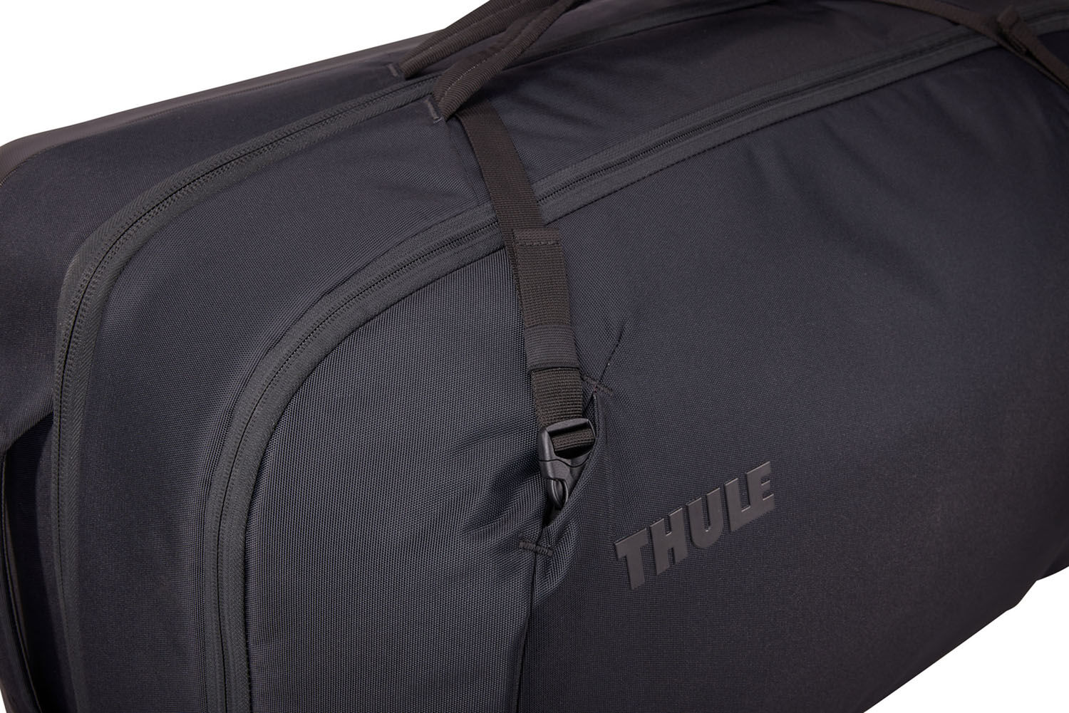 THULE Subterra 2 Aufgabegepäck-Reisetasche mit Rollen 70cm Black THULE Subterra 2 Aufgabegepäck-Reisetasche mit Rollen 70cm Black