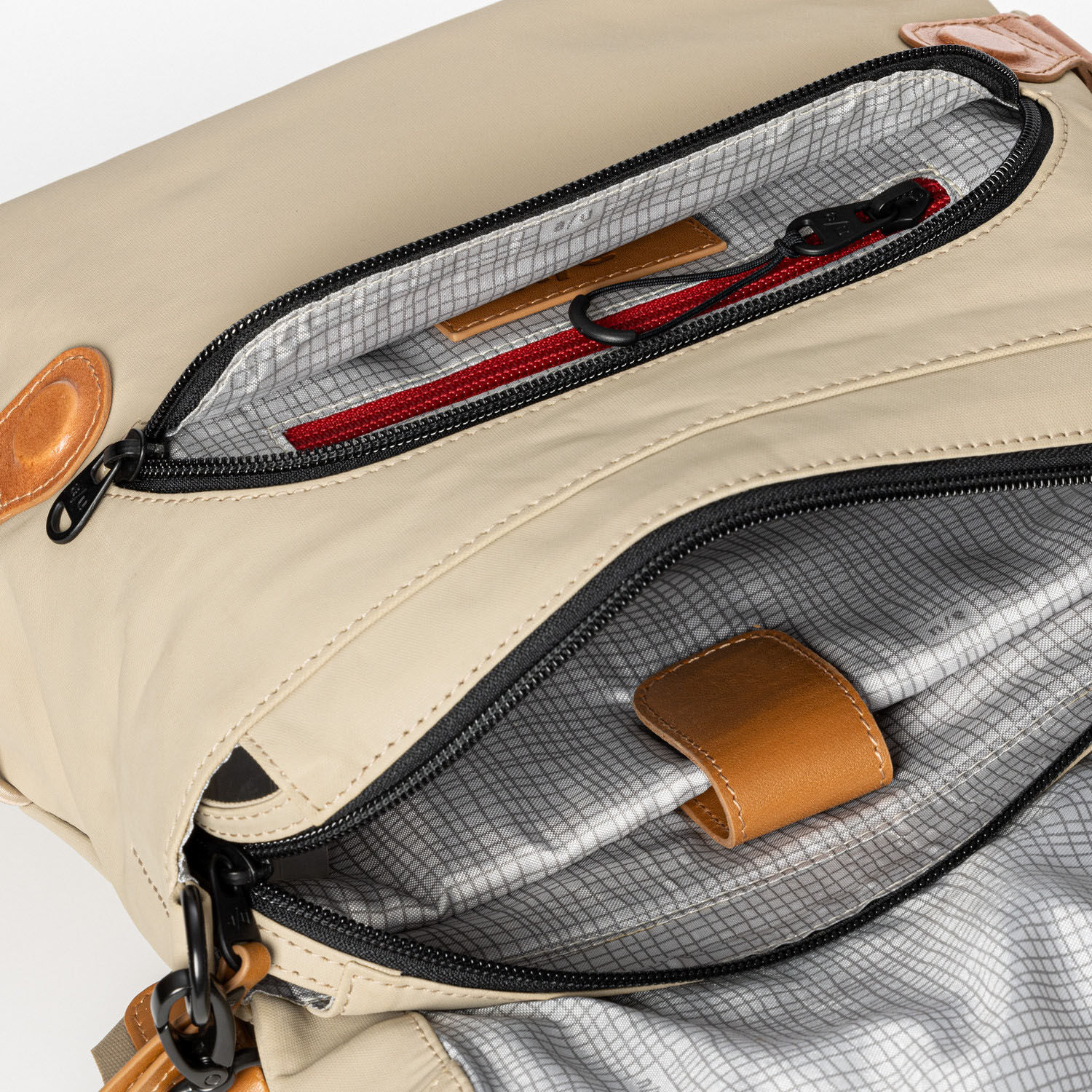 aunts & uncles Japan Sendai Umhängetasche nomad