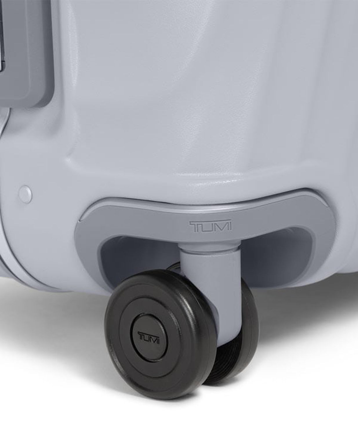 Tumi 19 Degree Frame Short Trip Koffer 66cm Pearl Grey