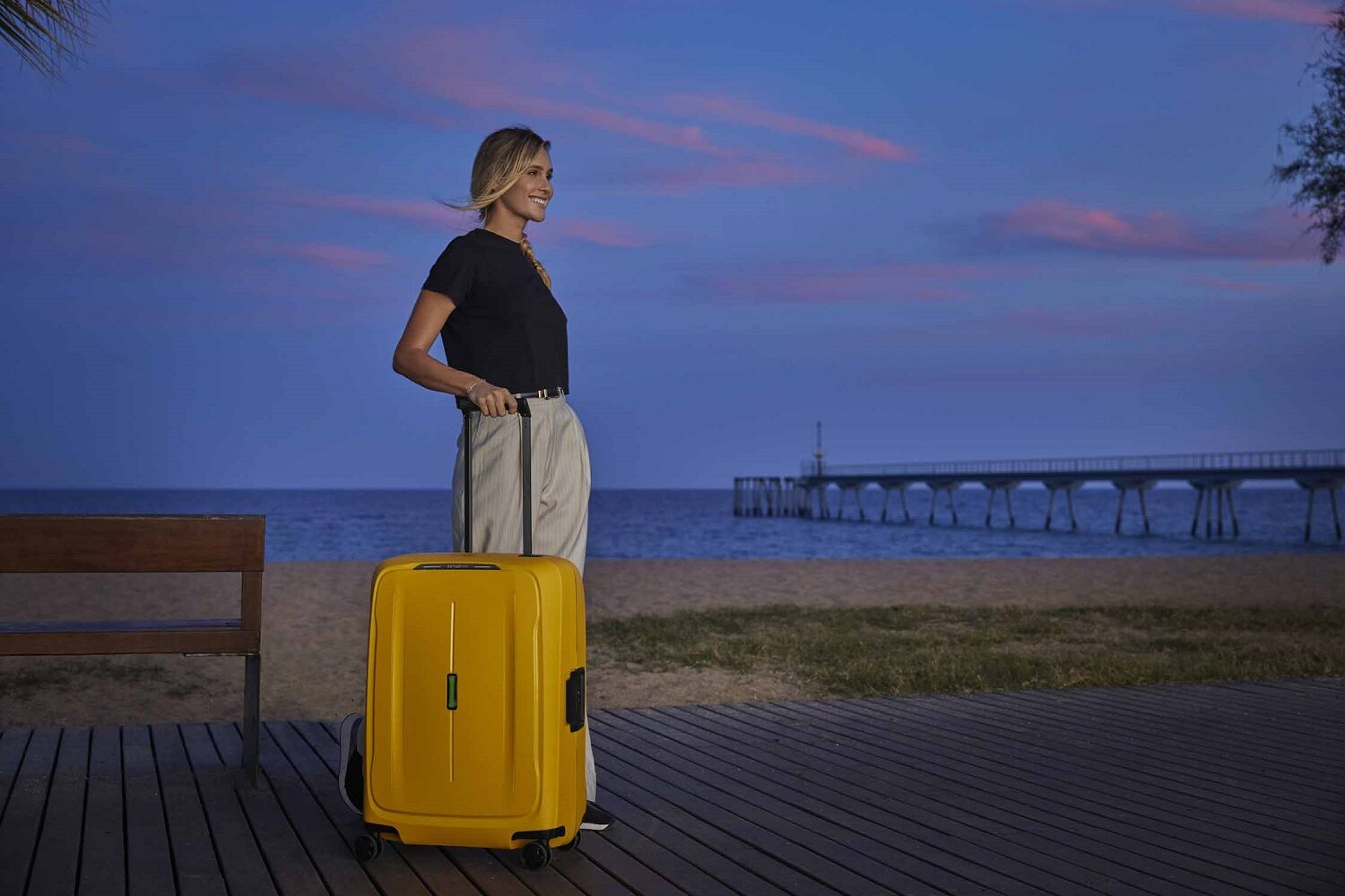 Samsonite Essens Trolley mit 4 Rollen 75cm + GRATIS HOTELGUTSCHEIN