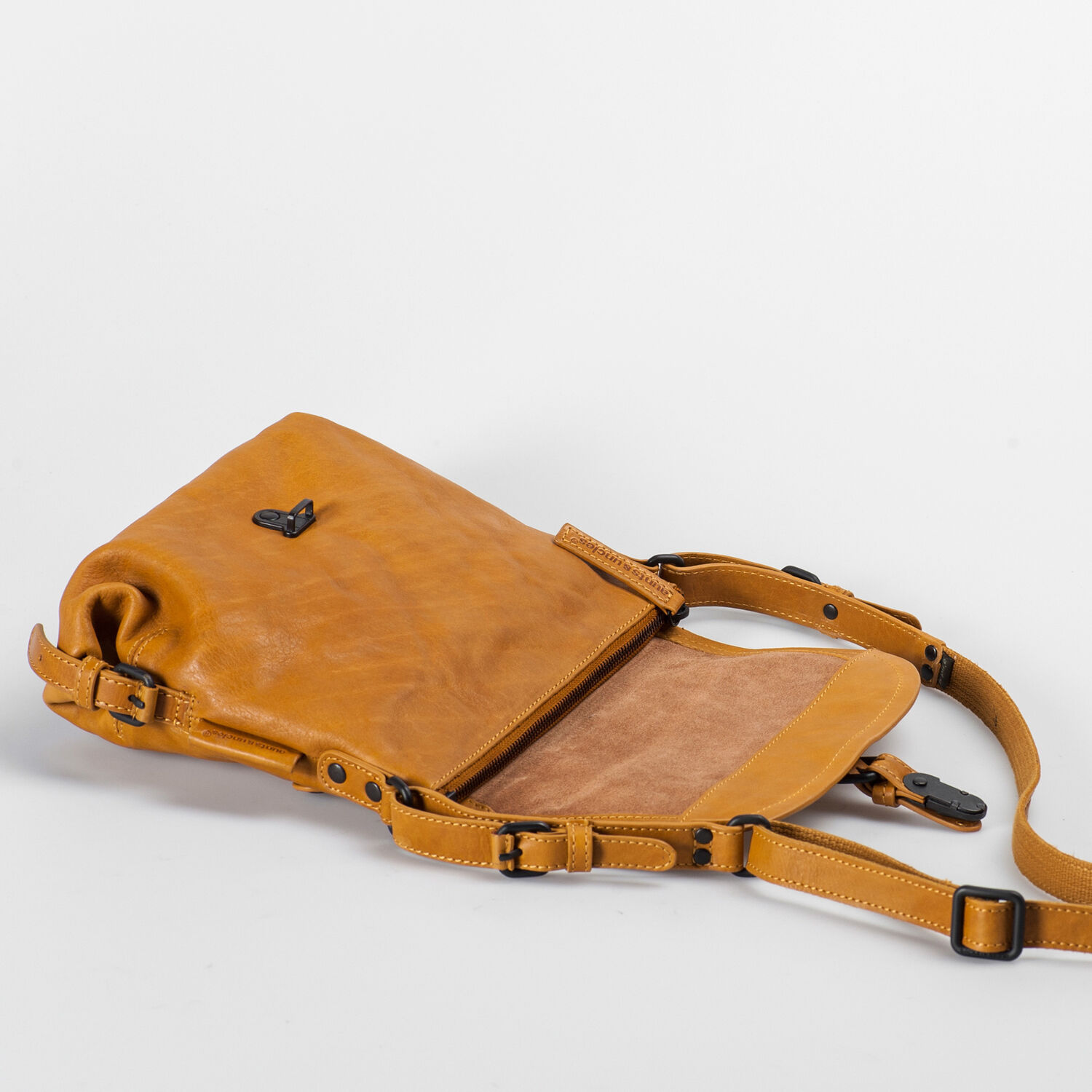 aunts & uncles Grandma's Luxury Club Mrs. Puff Pie Umhängetasche caramel aunts & uncles Grandma's Luxury Club Mrs. Puff Pie Umhängetasche caramel