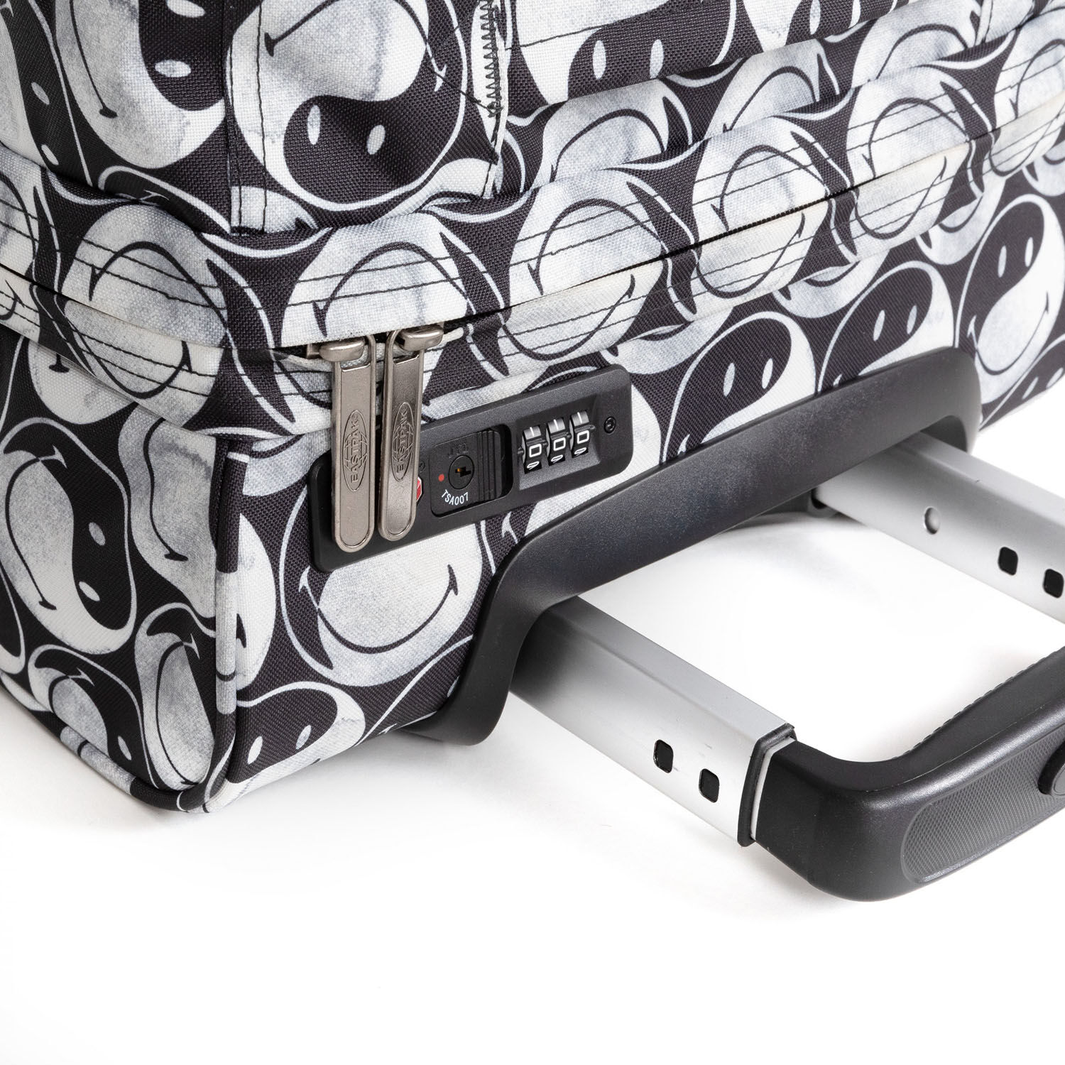 Eastpak Transit'R Reisetrolley S mit 2 Rollen 24 Smiley YY Black Eastpak Transit'R Reisetrolley S mit 2 Rollen 24 Smiley YY Black