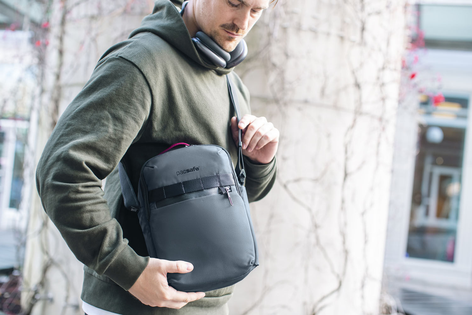 pacsafe X Anti-Theft Vertical Crossbody pacsafe X Anti-Theft Vertical Crossbody