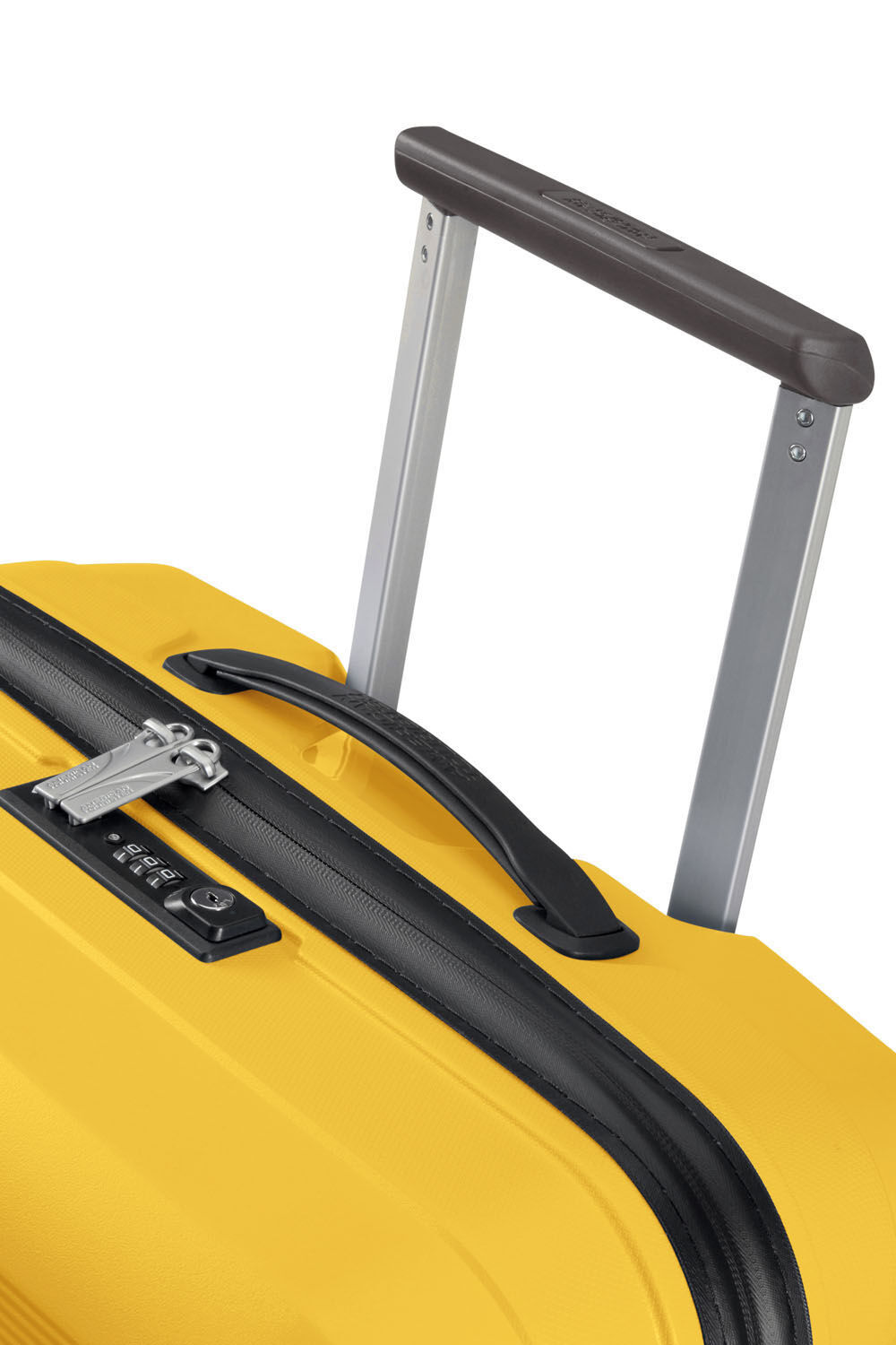American Tourister Airconic Trolley 67cm mit 4 Rollen + GRATIS HOTELGUTSCHEIN Lemondrop