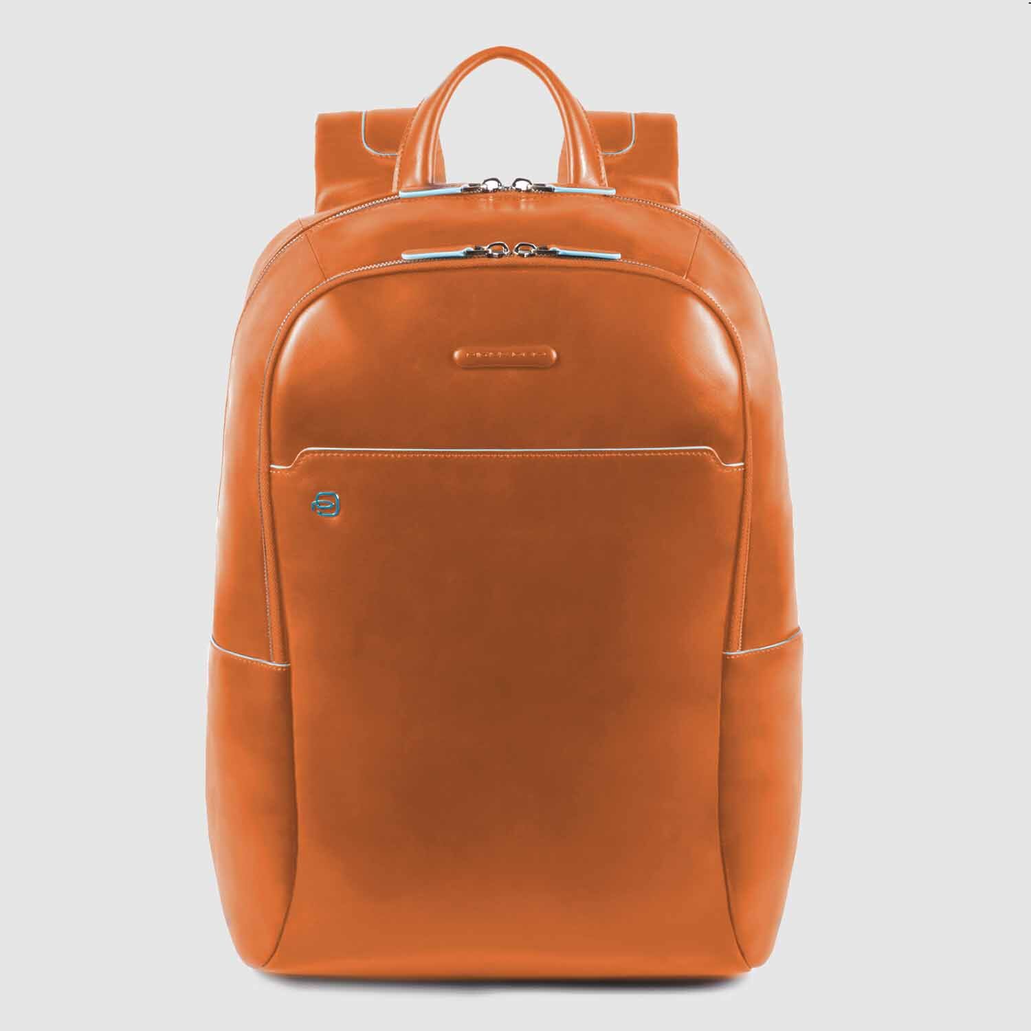 Piquadro Blue Square Großer Laptoprucksack mit 15,6" Notebookfach sabbia sahara