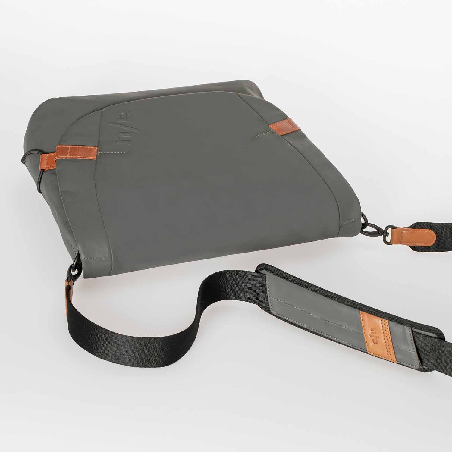 aunts & uncles Japan Matsumoto Messenger Bag gravity grey