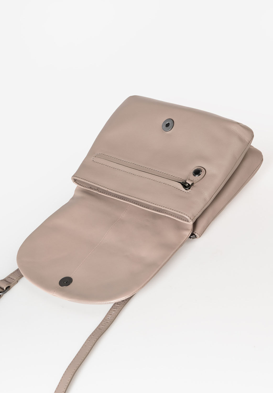 aunts & uncles Jamie's Orchard Pepino Umhängetasche cashmere