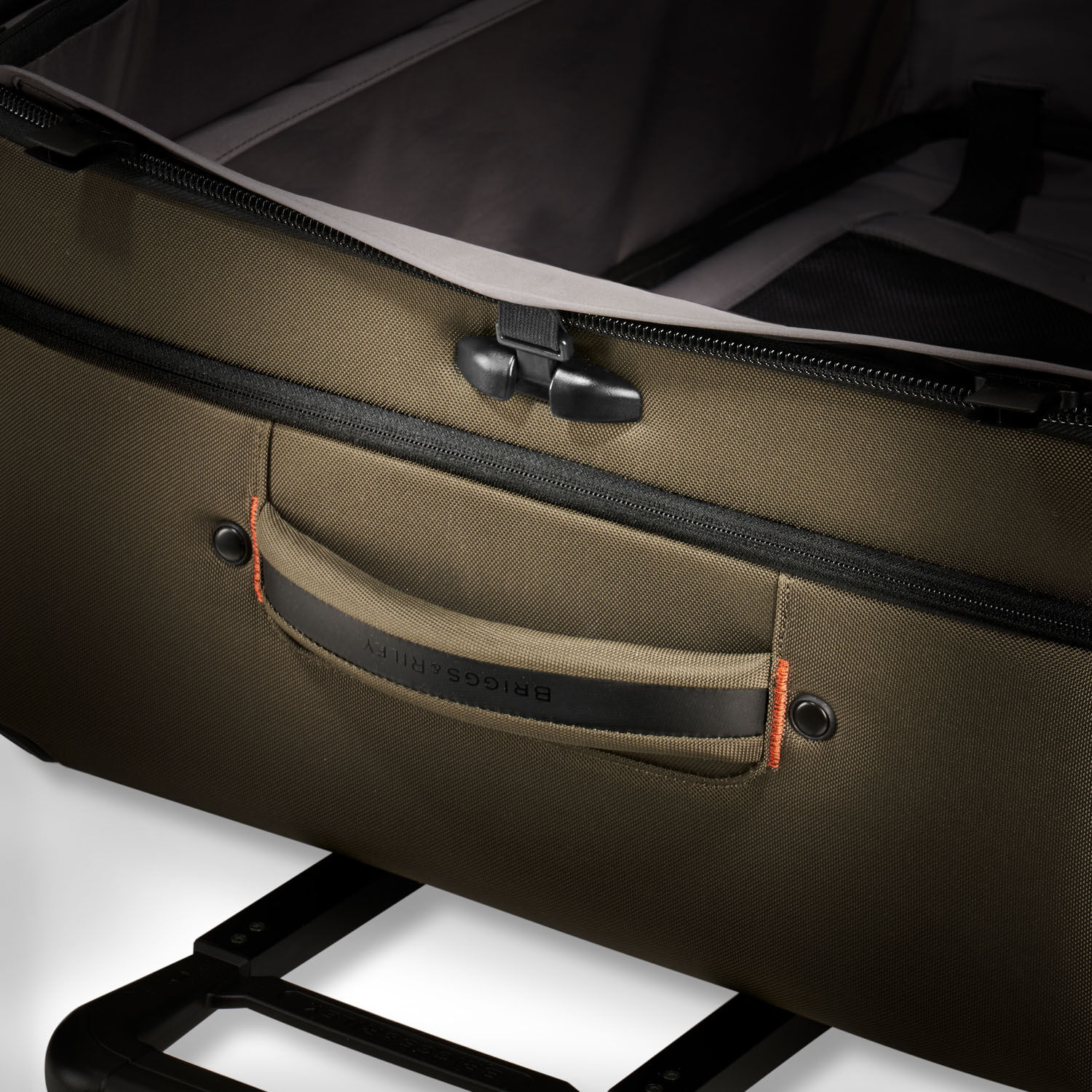 Briggs & Riley ZDX Large Expandable Spinner Hunter