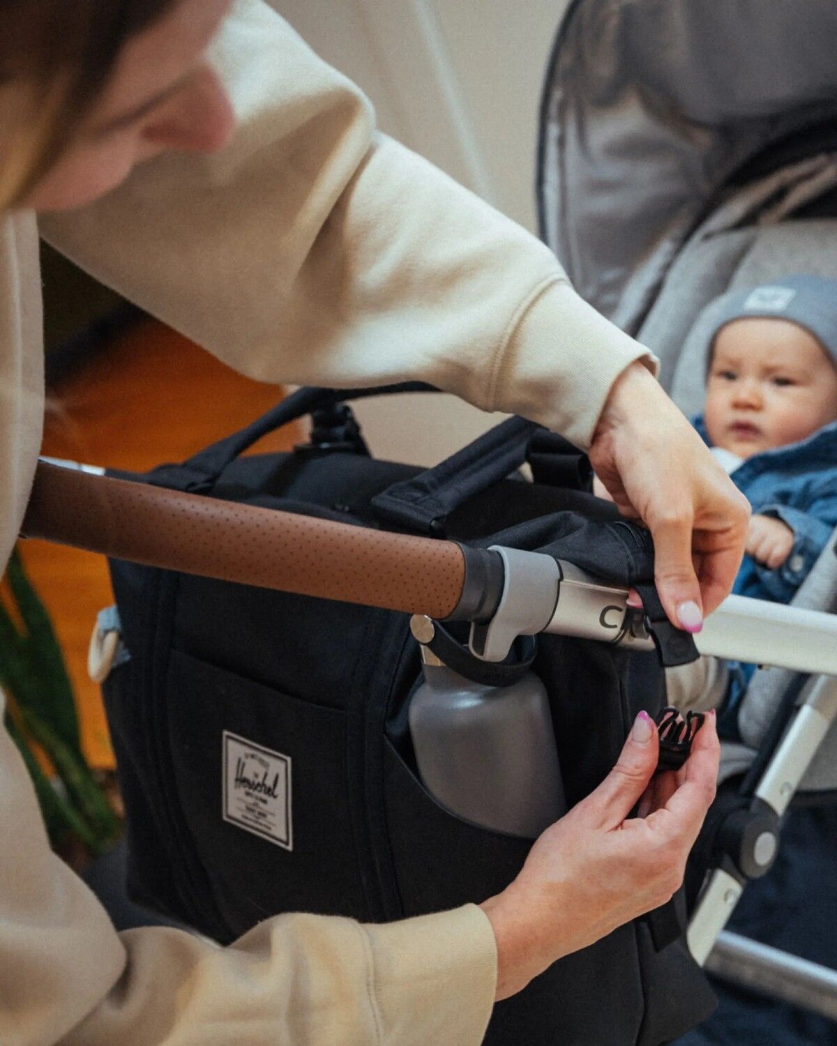 Herschel Strand Duffle Wickeltasche 24L Ash Rose Herschel Strand Duffle Wickeltasche 24L Ash Rose