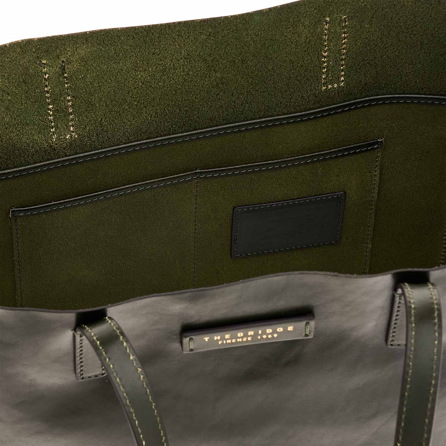 The Bridge Mirra Shopper 04470201 Tirol Grün/Gold The Bridge Mirra Shopper 04470201 Tirol Grün/Gold