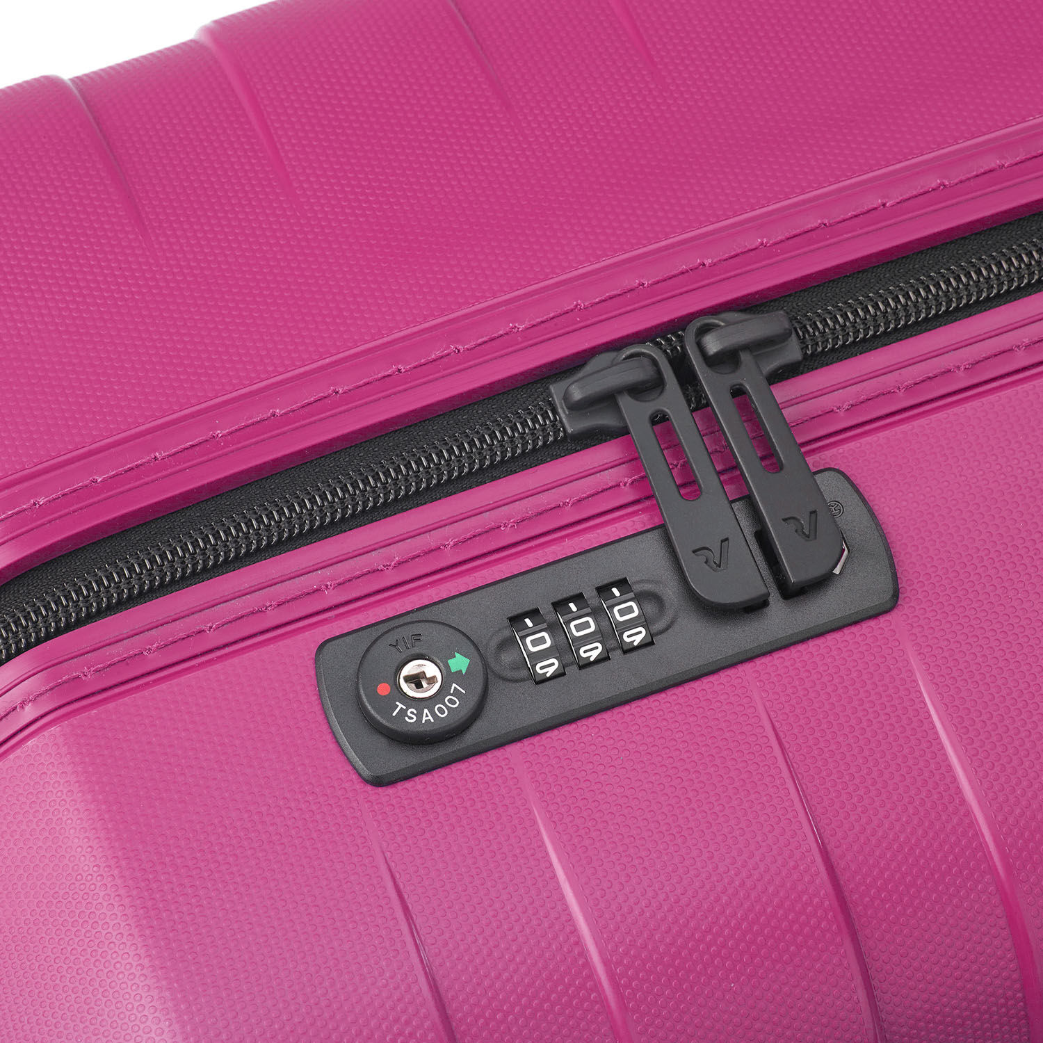 Roncato Box Sport 2.0 Carry-On Spinner 55cm Magenta Roncato Box Sport 2.0 Carry-On Spinner 55cm Magenta