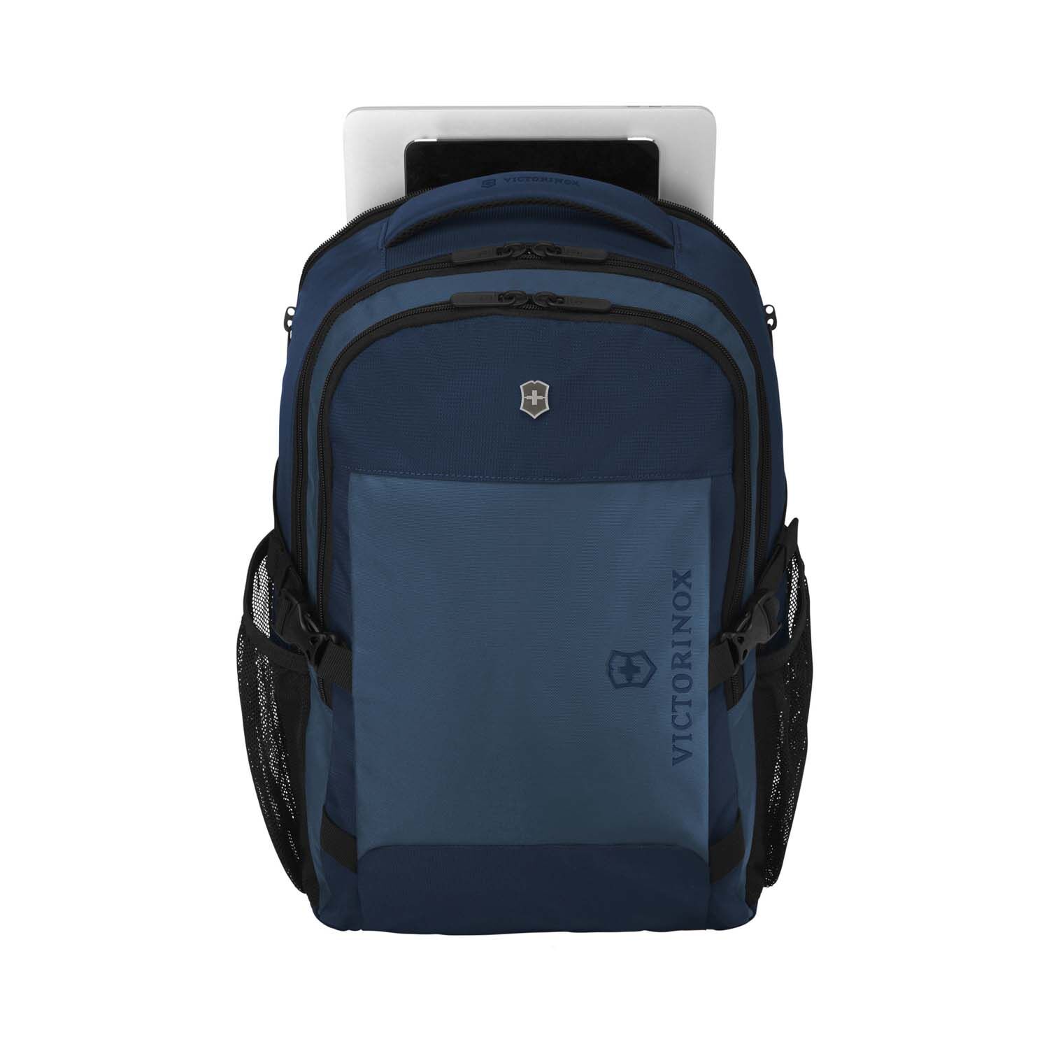 Victorinox Vx Sport EVO Daypack 16" Deep Lake/ Blue Victorinox Vx Sport EVO Daypack 16" Deep Lake/ Blue