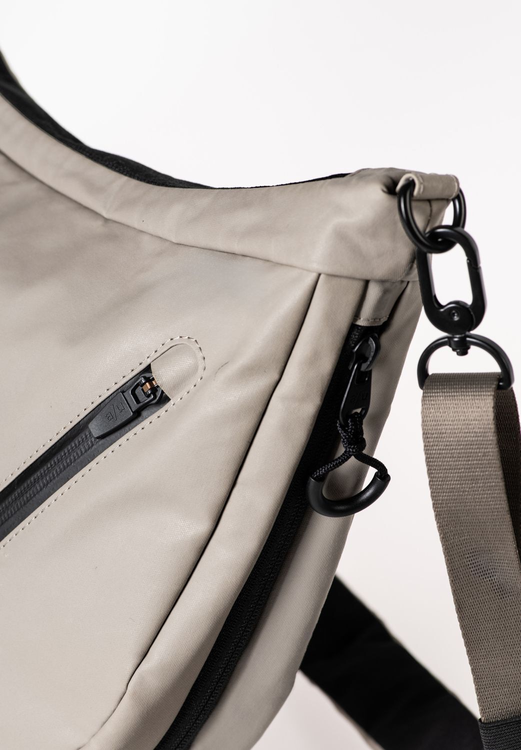 aunts & uncles Japan RE Koyoshi Umhängetasche driftwood