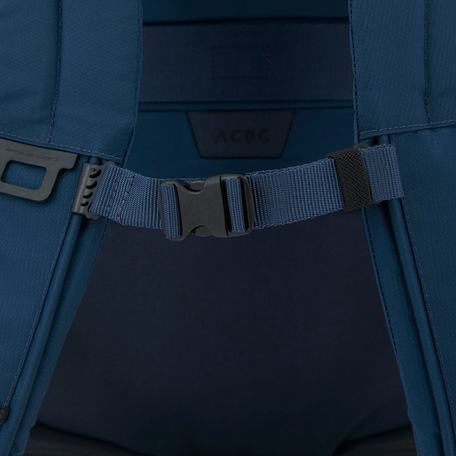 Piquadro Corner 2.0 Laptop-Rucksack 14" mit iPad®Pro 12,9"-fach Blau