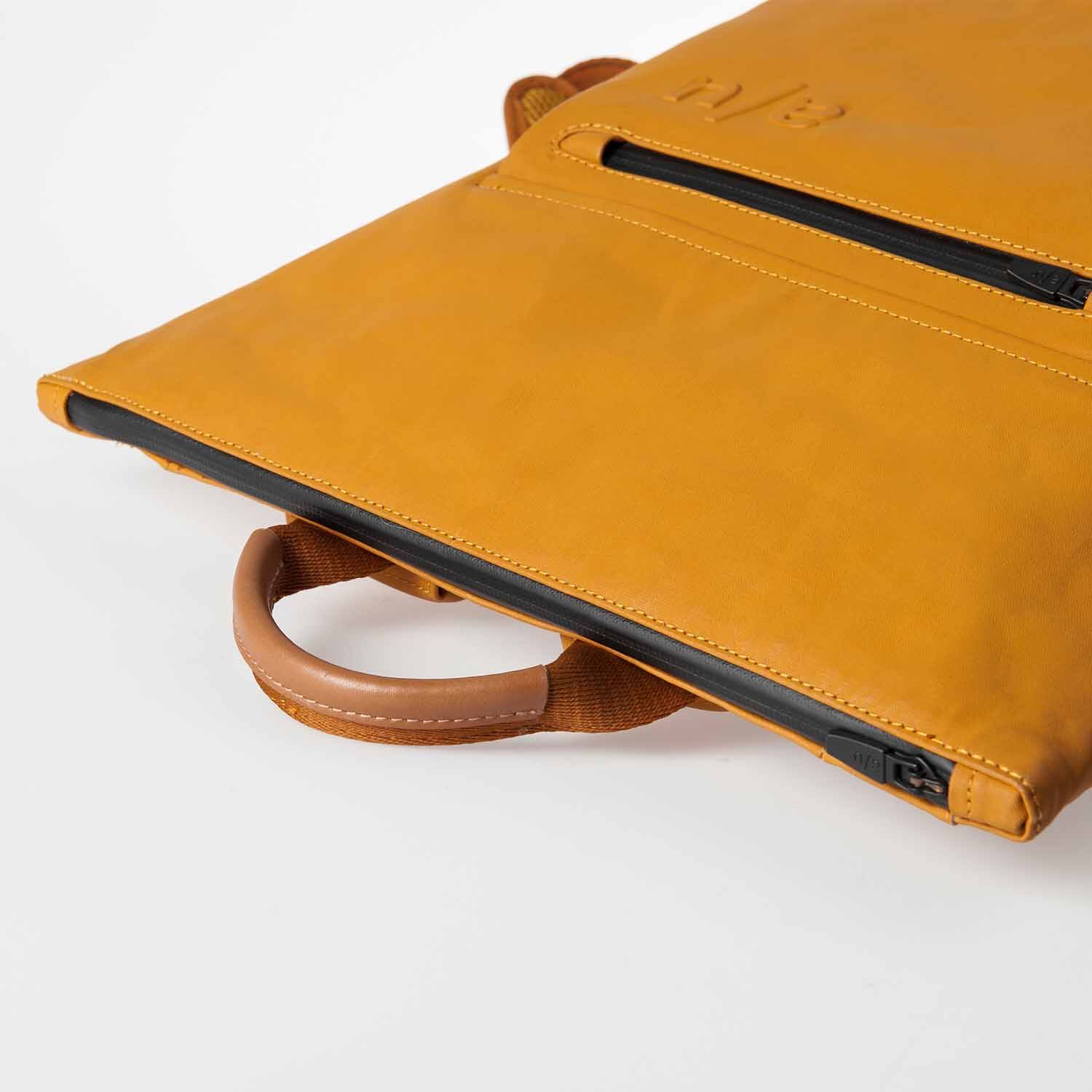 aunts & uncles Japan Okayama Rucksack mit 13" Notebookfach butterscotch