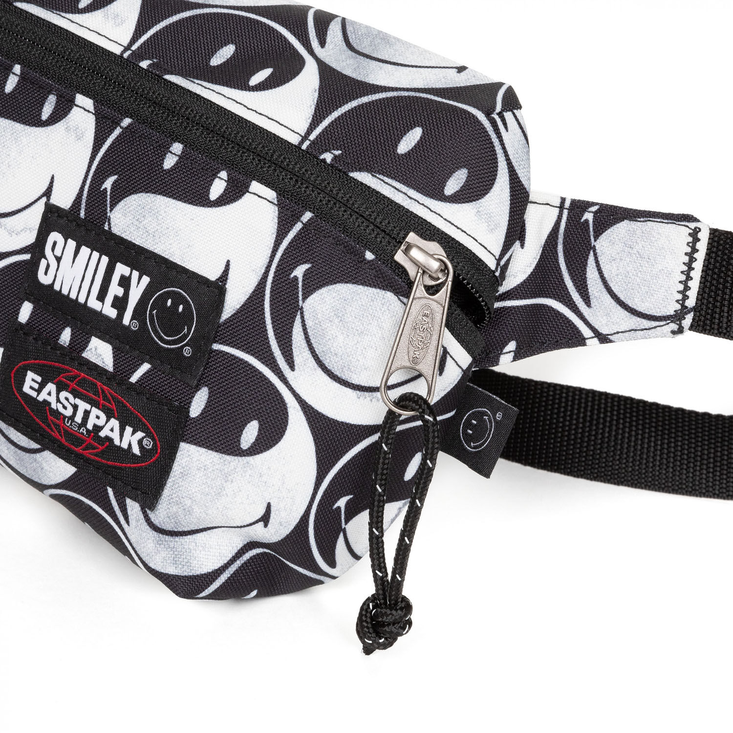 Eastpak SOMMAR Bauchtasche Smiley YY Black