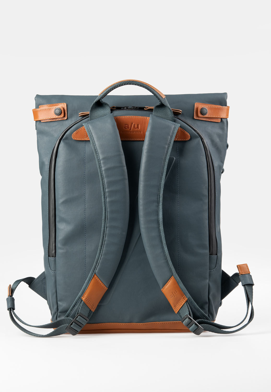 aunts & uncles Japan Osaka Rolltop Rucksack mit 15" Notebookfach cosmic void