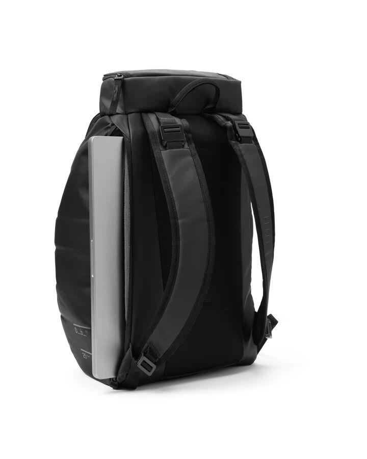 D_b_ Hugger Backpack 30L Midnight Teal