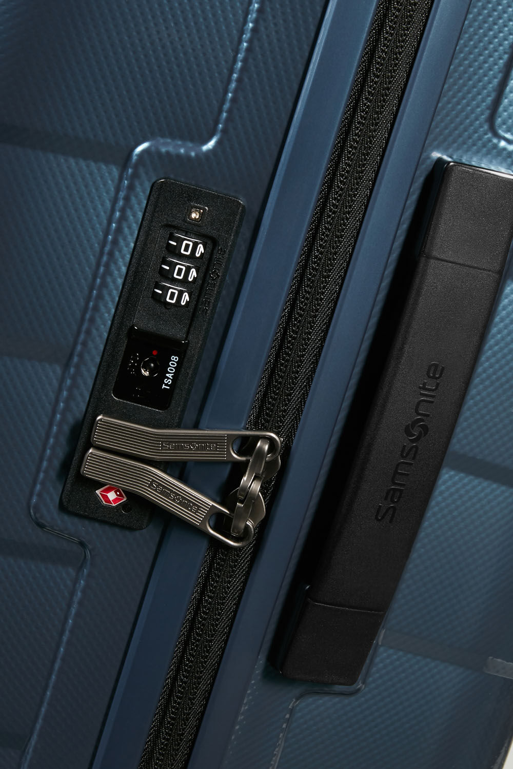 Samsonite Attrix Trolley mit 4 Rollen 69cm Steel Blue