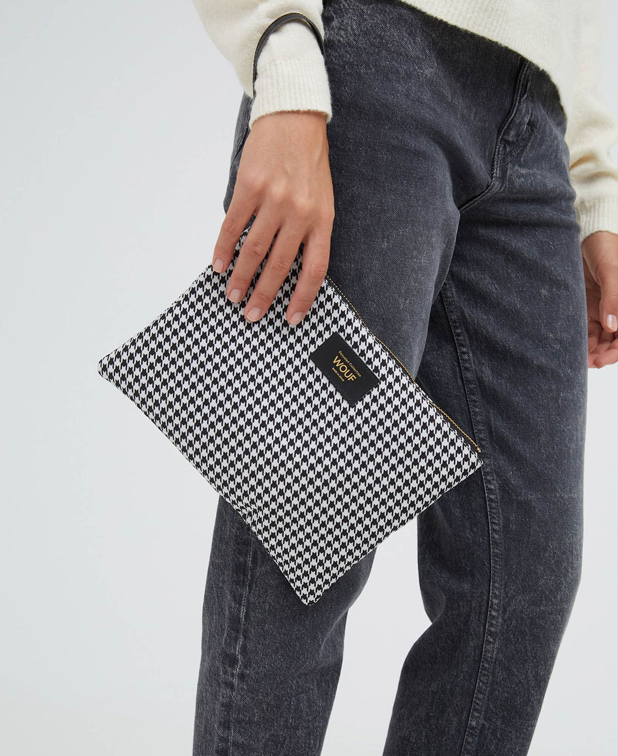 Wouf Daily Collection XL Pouch Bag Celine Wouf Daily Collection XL Pouch Bag Celine