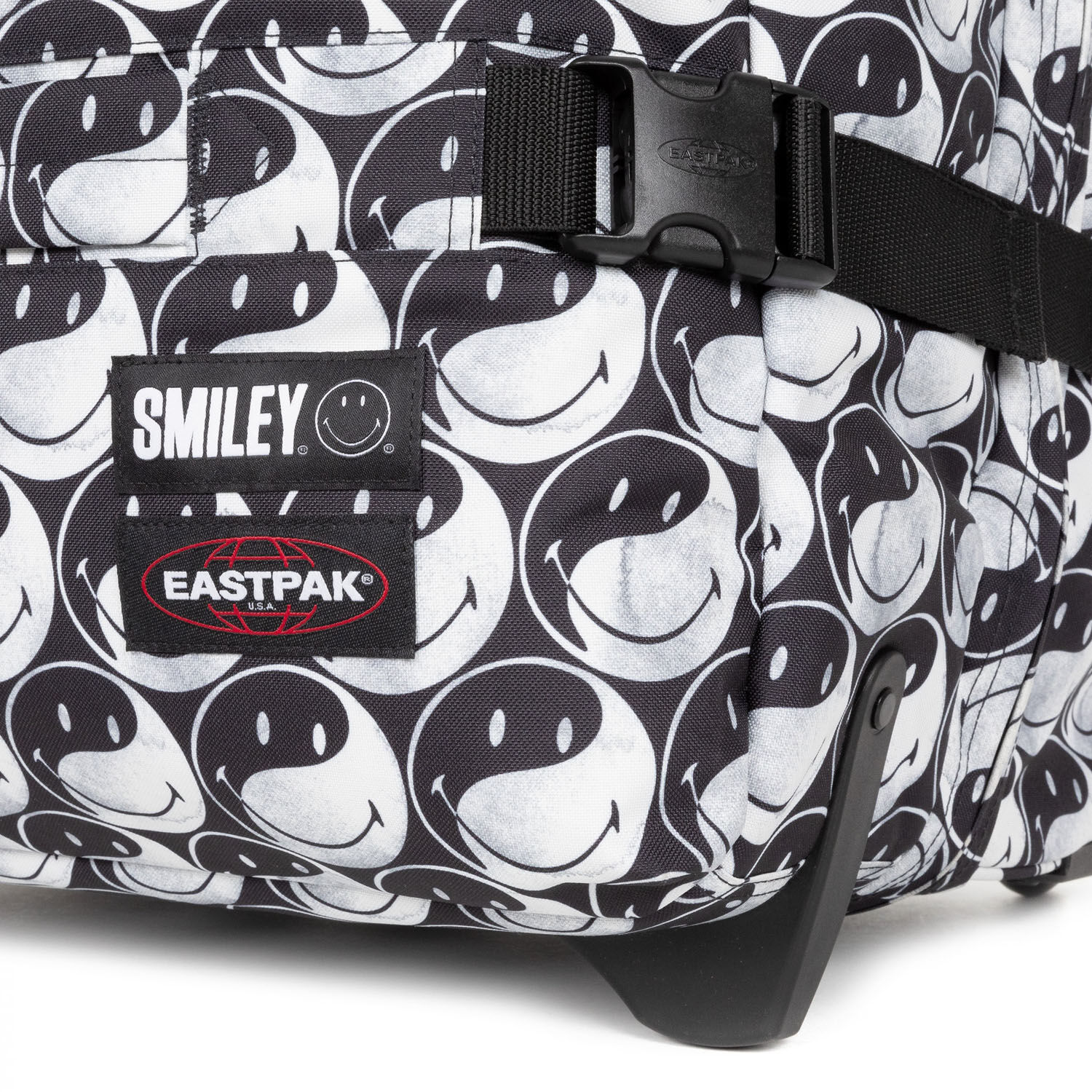 Eastpak Transit'R Reisetrolley M mit 2 Rollen 2024 Smiley YY Black Eastpak Transit'R Reisetrolley M mit 2 Rollen 2024 Smiley YY Black