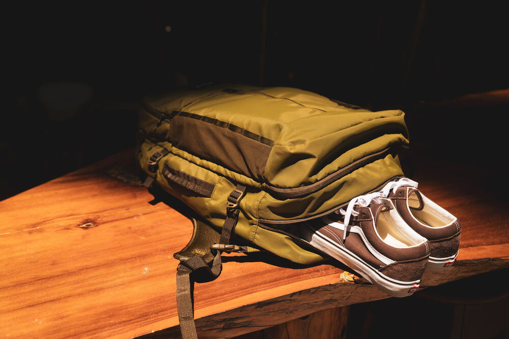 Dakine Split Adventure 38L Reise Rucksack mit iPad/Laptop Fach Rubber