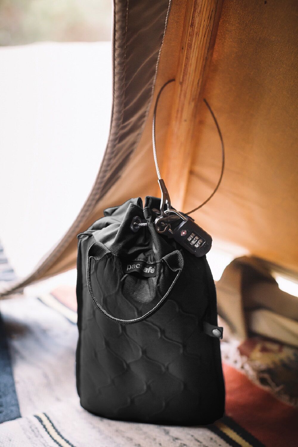 pacsafe Travelsafe® 3L GII Anti-Theft Portable Safe