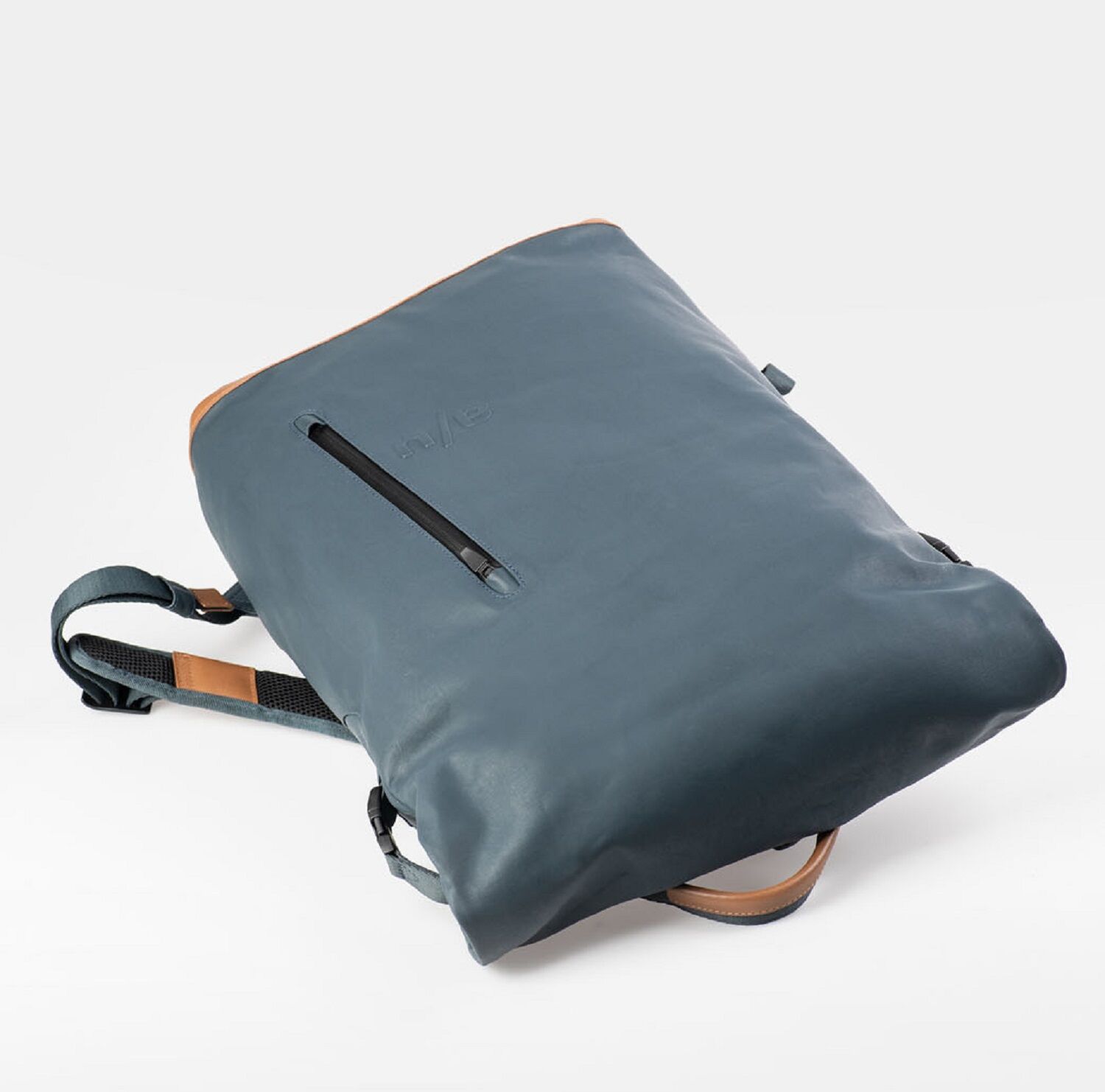 aunts & uncles Japan Fukui Rolltop Rucksack mit 15" Notebookfach cosmic void aunts & uncles Japan Fukui Rolltop Rucksack mit 15" Notebookfach cosmic void