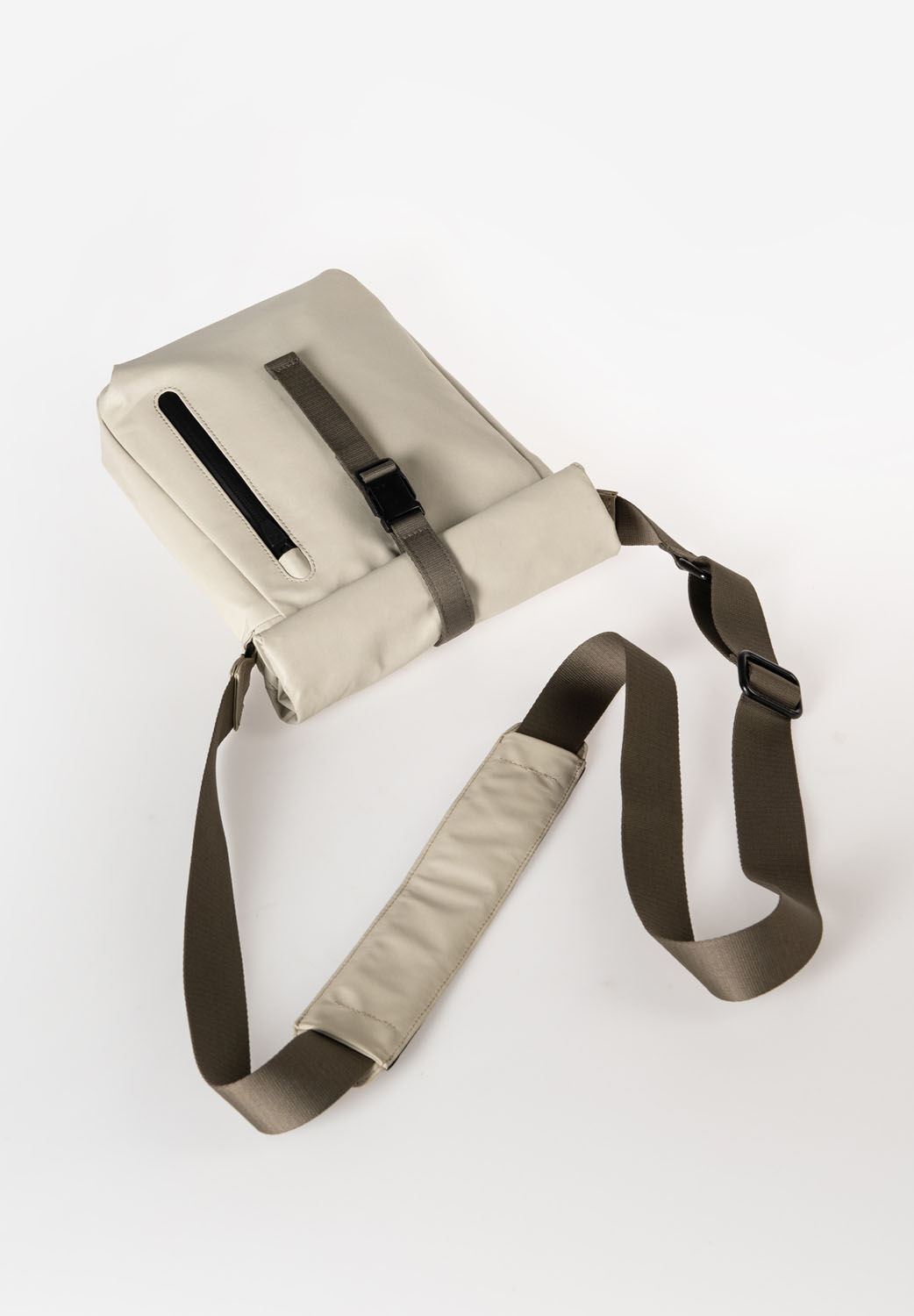 aunts & uncles Japan RE Kuji Rolltoptasche fallen rock